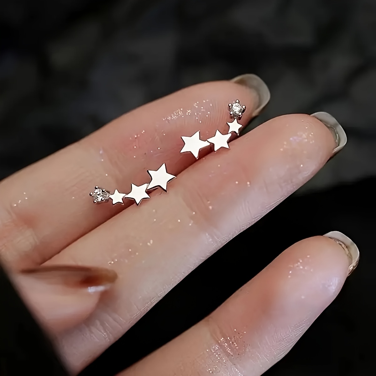 

2pcs Elegant Star Earrings For Women, Synthetic Cubic Zirconia, Zinc Alloy, , Ideal For Party, Gift, Christmas - All Wear