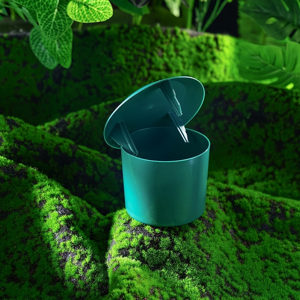 1pc, Plastic Snail Cage Slug Catcher Trap Tools Animal Pest Trapper Control, No Harm to Vegetable And Flower Green, 10.01x11.0cm