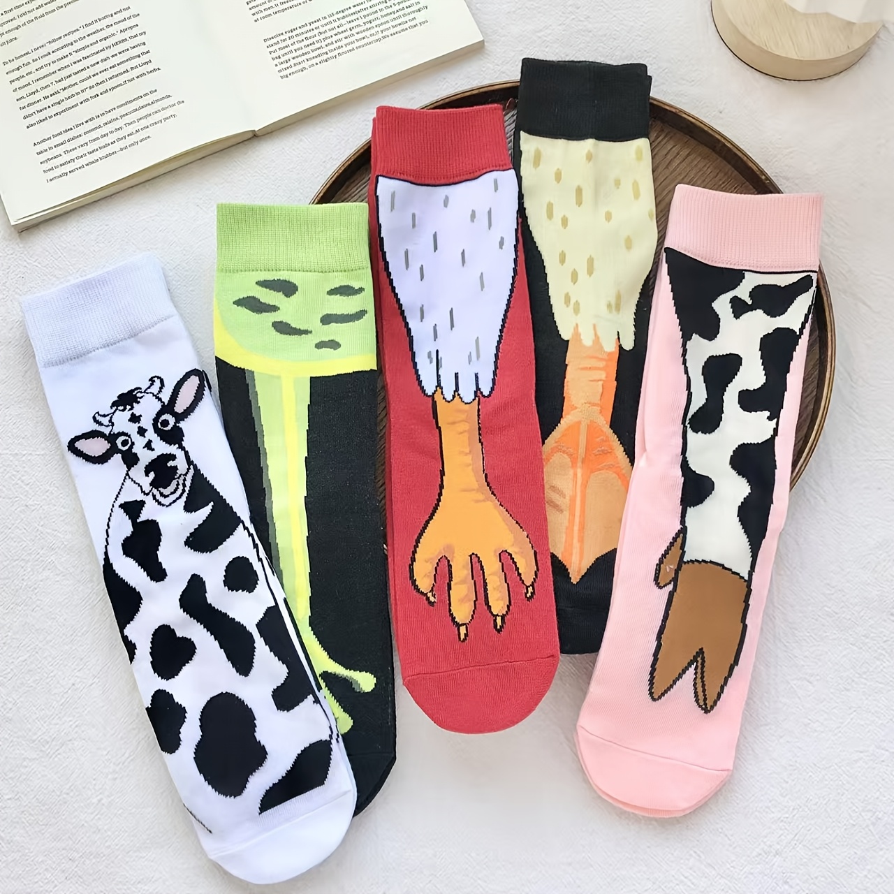 E-shop Acht Stück / Vier Paar zufällige, neuartige interessante Tierfüße, niedliche kreative Damen-Mid-Calf-Socken, geeignet für Partys .
