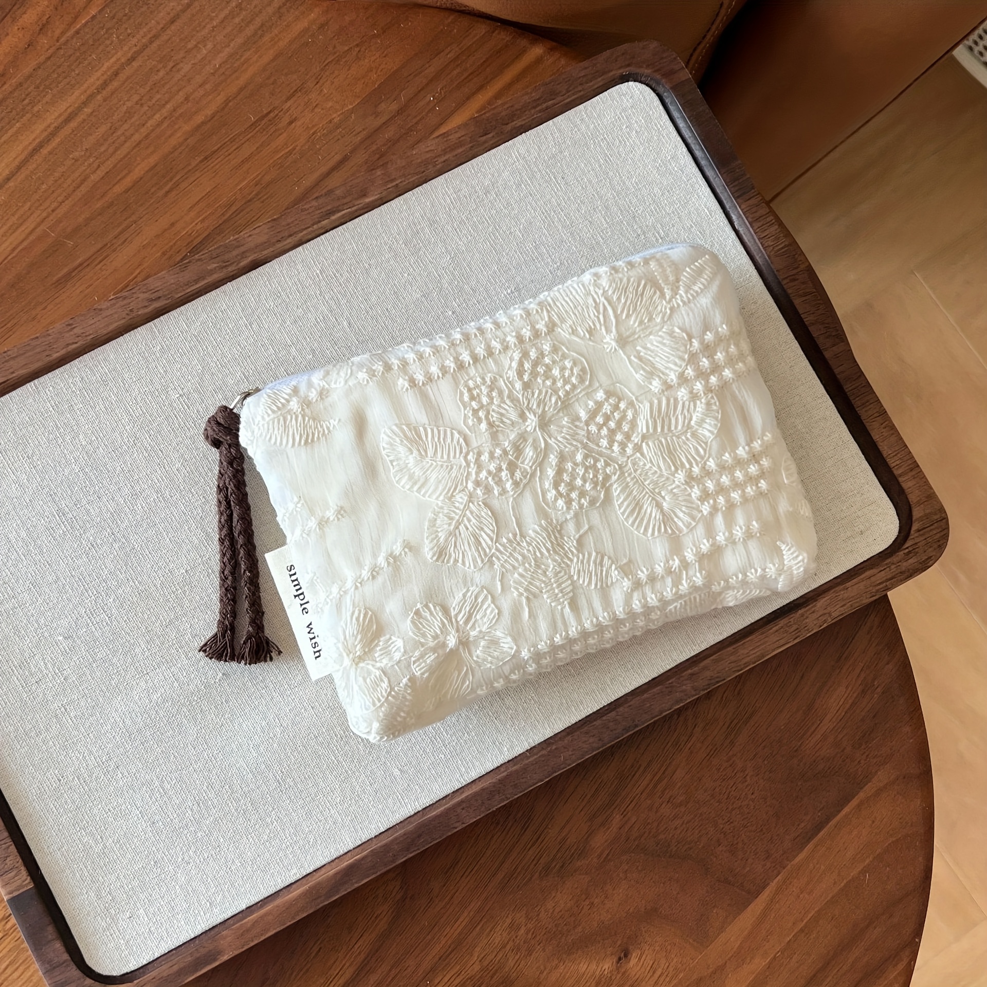 TEMU 【商品名】ヴィンテージ レース 刺繍 コインパース レディース 生理用パッド バッグ 口紅 赤い封筒 化粧ポーチ