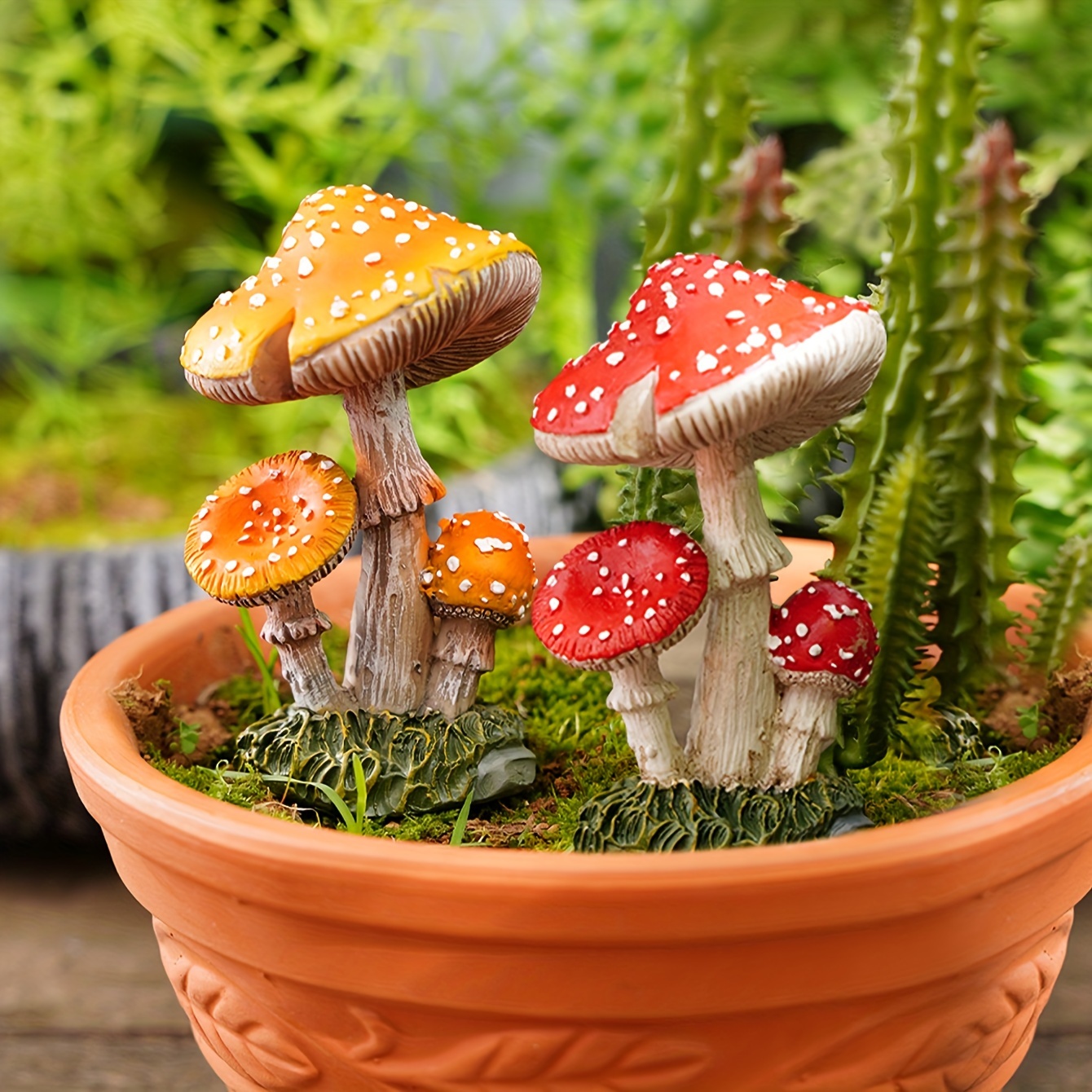 

1pc Hand-painted Resin Crafted Trio-dotted Mushrooms, Cute Miniature Figurine, Rustic Garden Decor Accessory For Potted Plants & Fairy Scenery