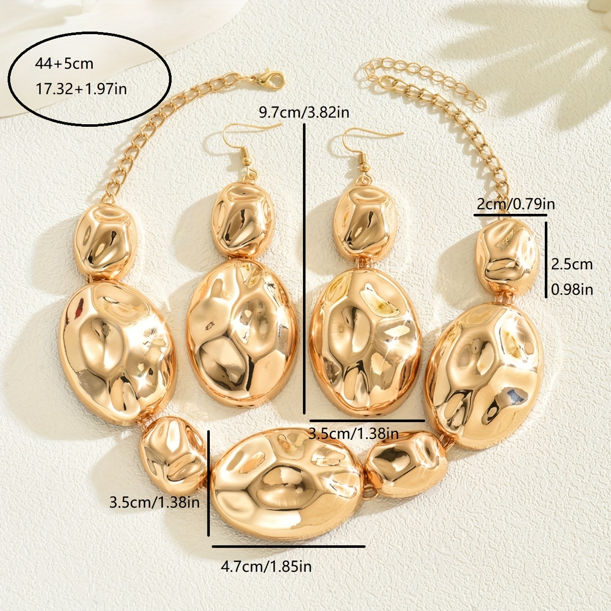 Geometric Oval Embossed Necklace and Earring Set