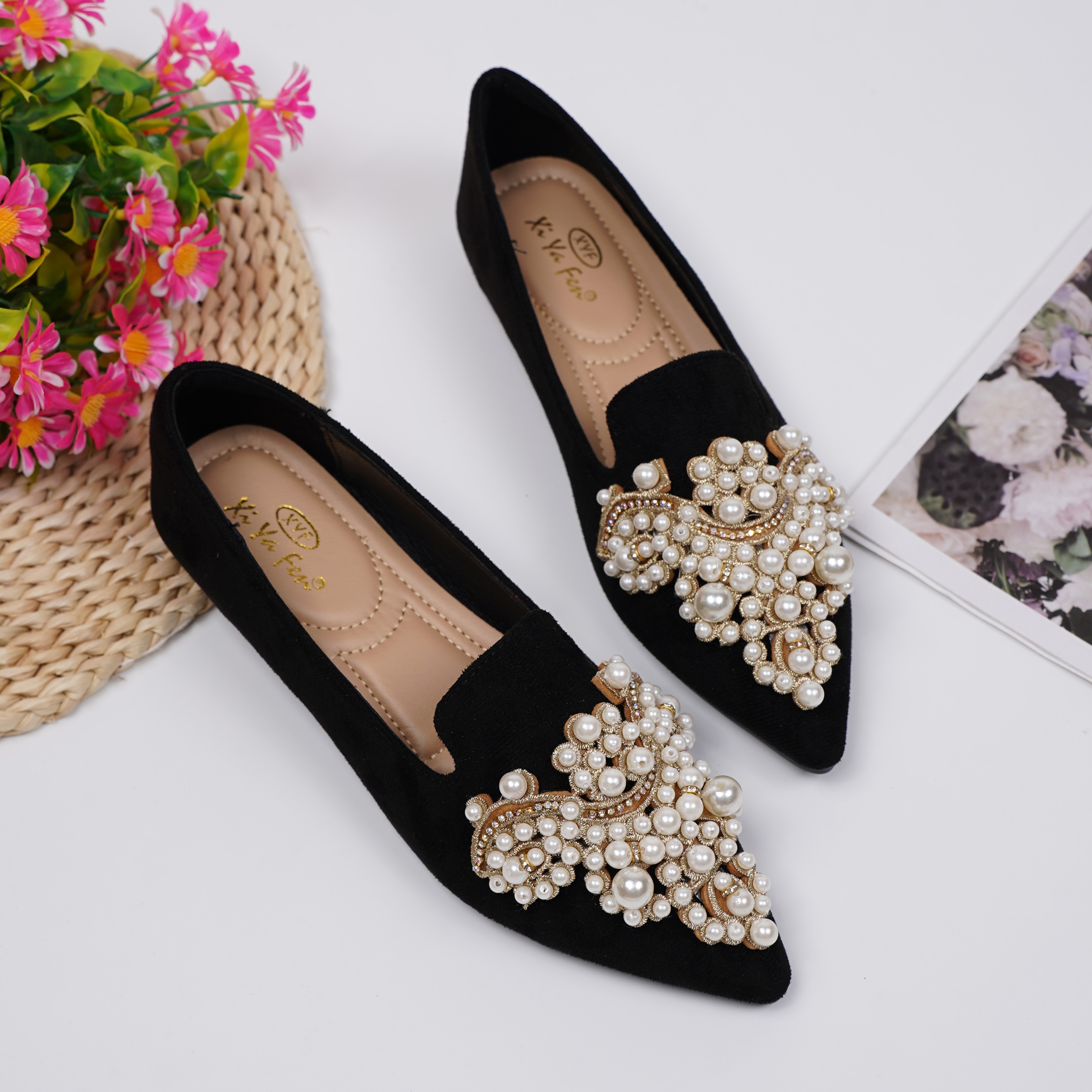 

Women's Professional Low-heeled Flat Shoes