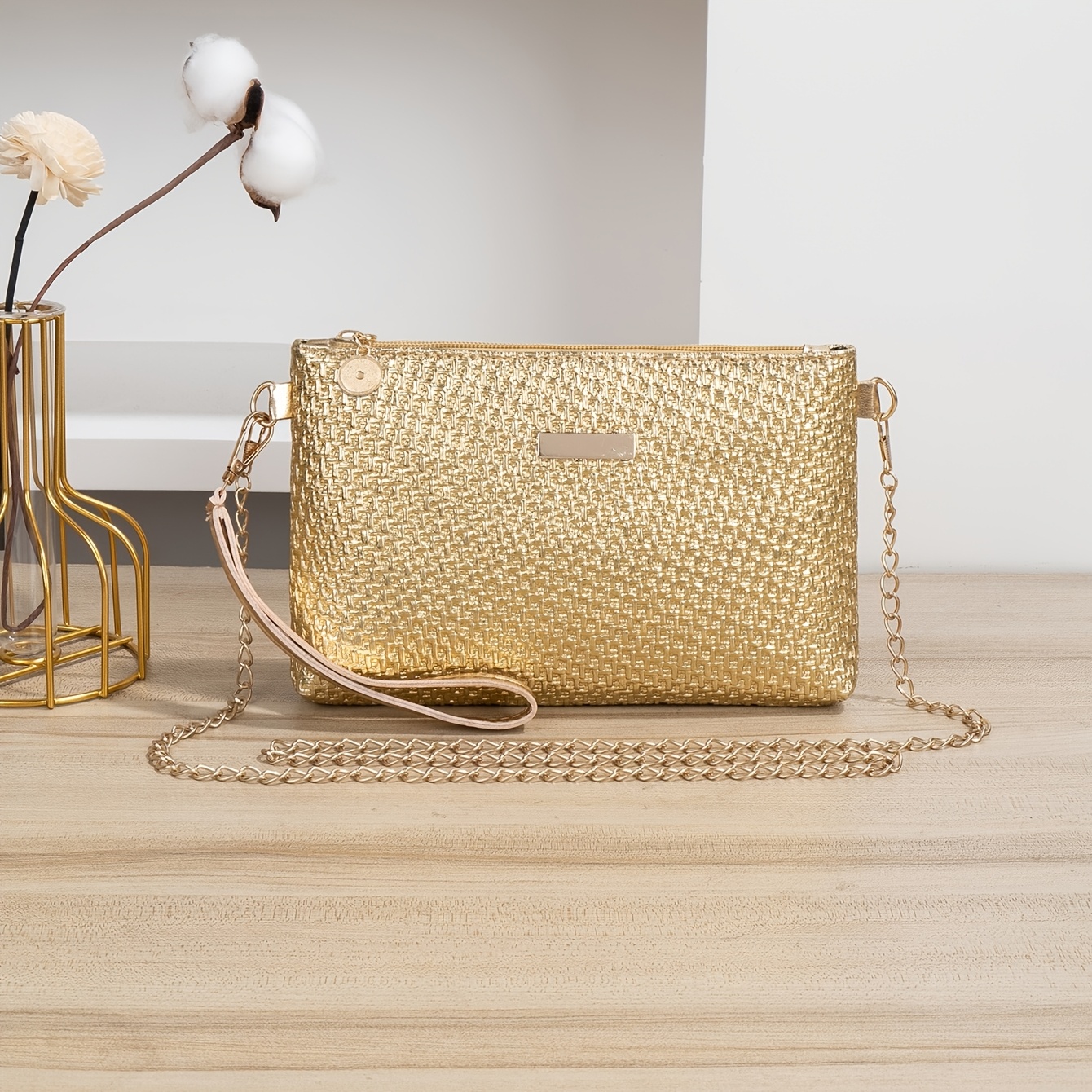 TEMU 2026 New Women's Fashion Golden Crossbody Bag - Metal Chain Strap, , Zipper Closure, Durable, Casual Handbag, Fashion Handbag, Clutch, Wallet,