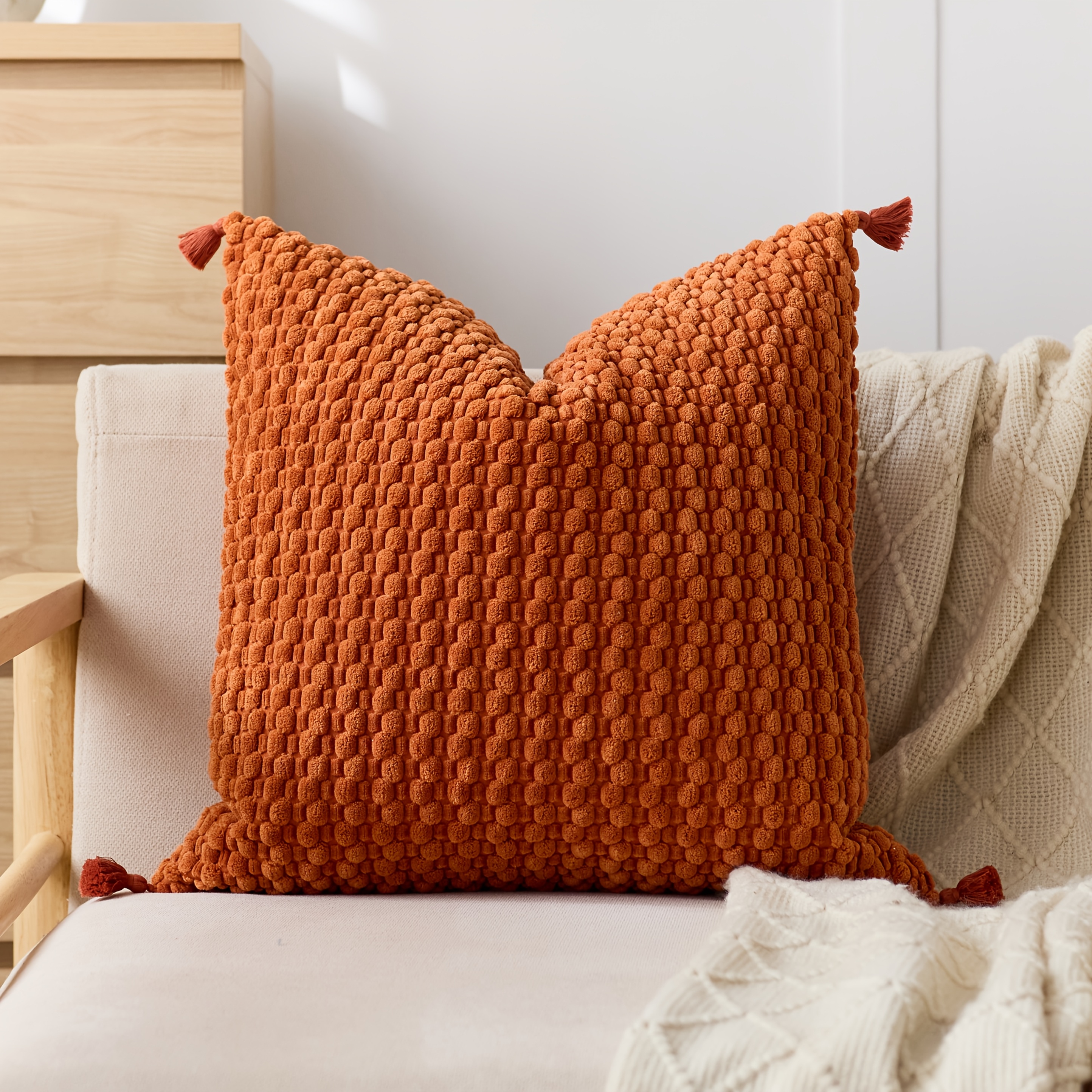 TEMU 1pc, Pillow Insert Not Included. Four-season Fashionable Vintage-style Pillowcase With Pom-pom Beads. Stylish, Comfortable, And Soft For Daily