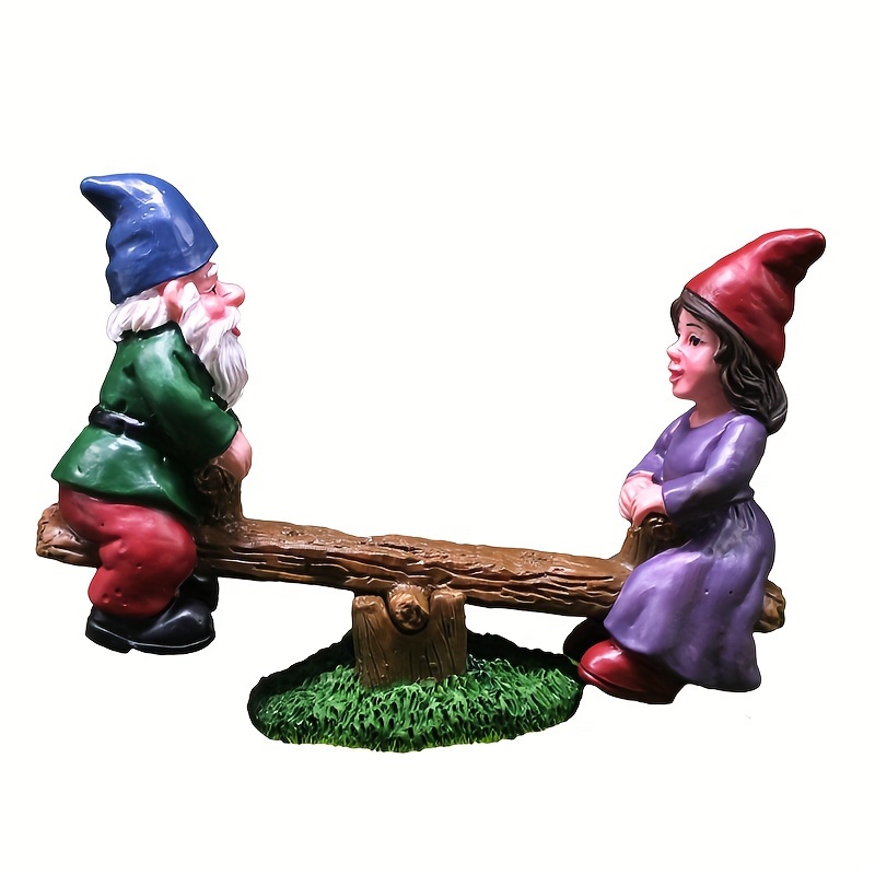 Decoration Featuring A Gnome On A , A Small Resin Craft For Cross-border Christmas