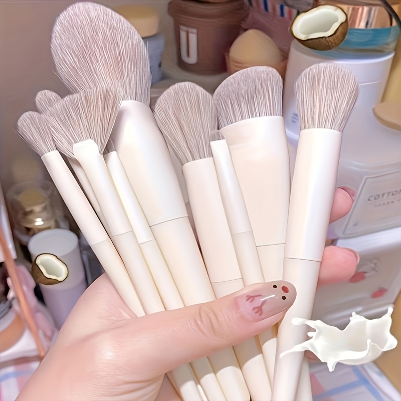 

Set Of 10 Soft And Fluffy Makeup Brushes - Professional Synthetic Makeup Tools For Beginners