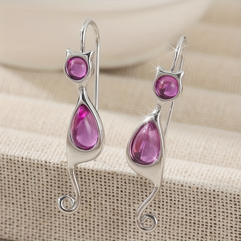 E-shop Bohemian Ohrringe Lila Synthetischer Zirkonia Katzenohrring Kupferprodukte Voller Charme Damen Ohrringe Valentinstag Geschenk für die Ehefrau