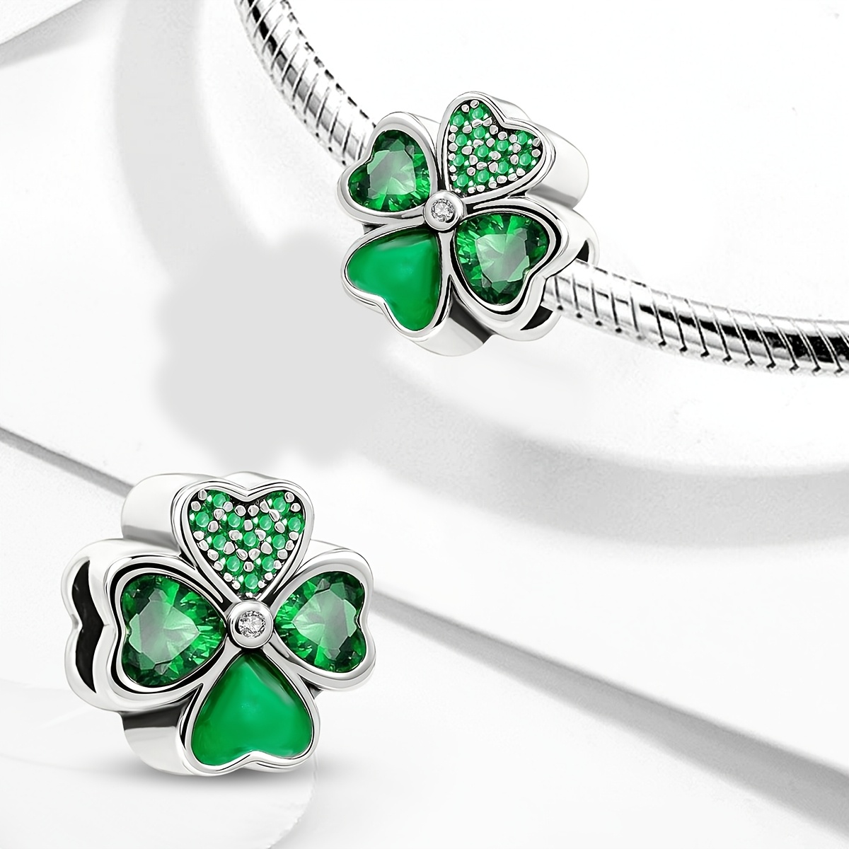 Good Luck Four-Leaf Clover Pendant Bead for DIY Jewelry Making