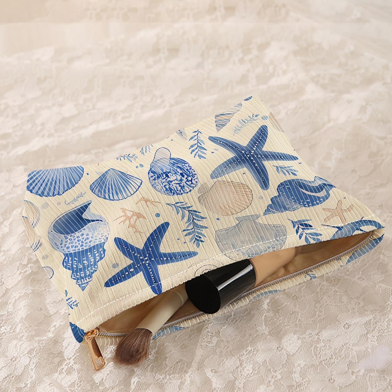 Shell and Starfish Printed Lightweight Makeup Bag, Unisex