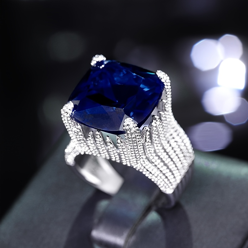 Women's Light Luxury Oversized Square Zirconia Engagement Ring
