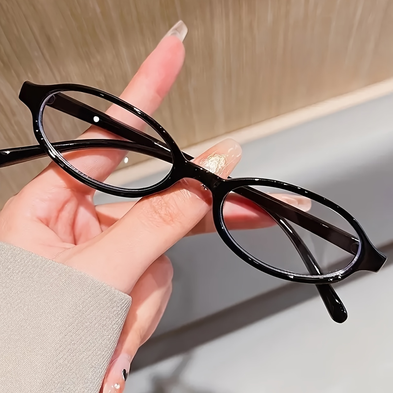 

Women' Round Frame Glasses, Simple Oval Style, Pc Material, No Embellishments, For Role Play And Computer Use