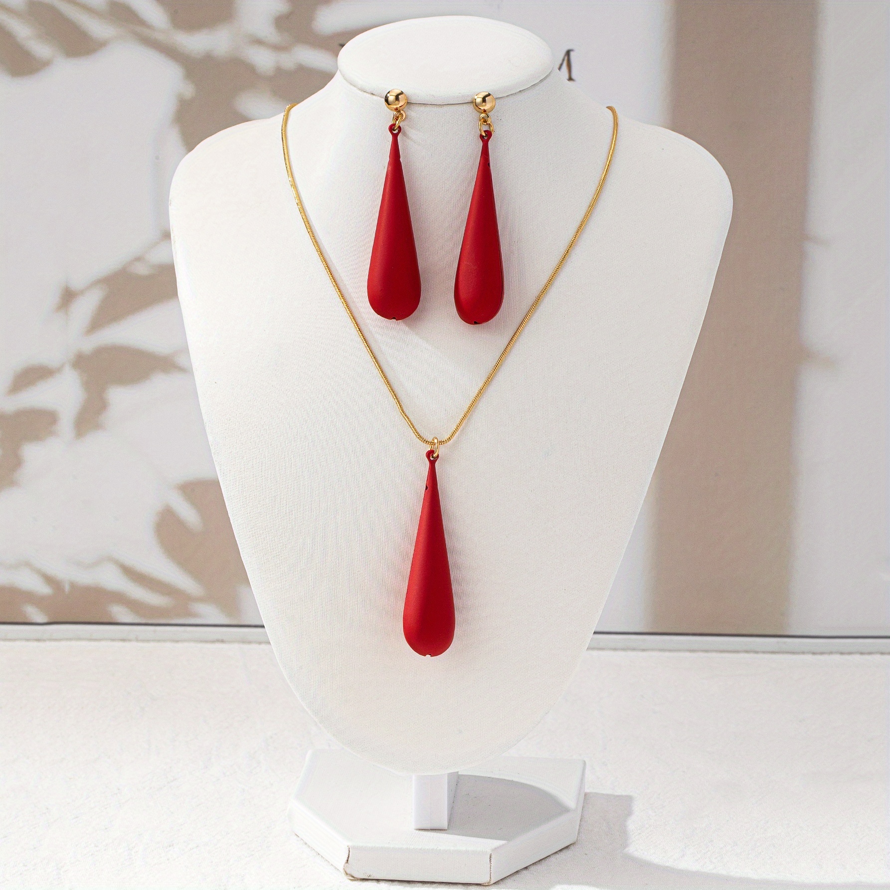 3pc Easy Metallic Style Long Teardrop Pendant Jewelry Set