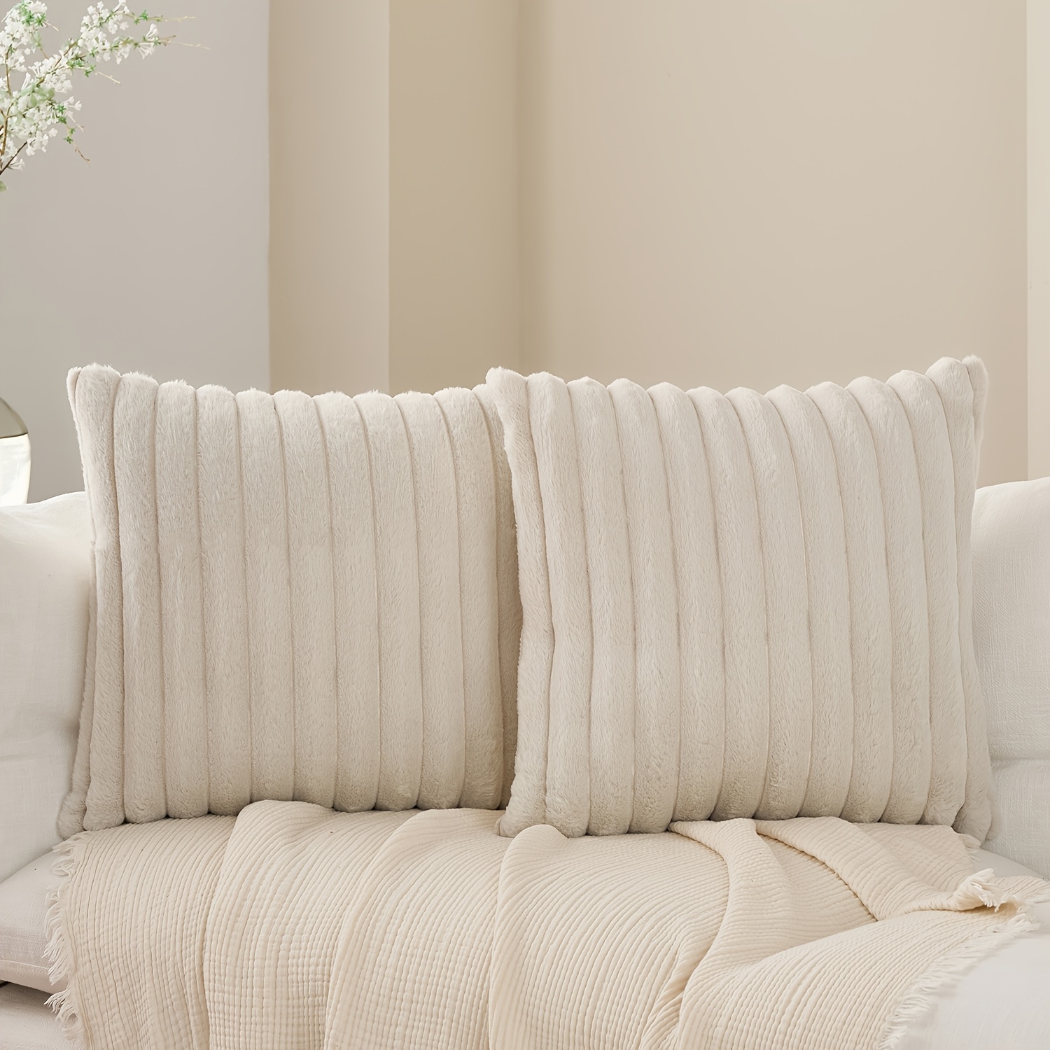 2pcs Solid Color Faux Rabbit Fur And Velvet Pillowcase, Luxury Soft Comfortable Nordic Style, Decorative Sofa, Bedroom, Office Applicable