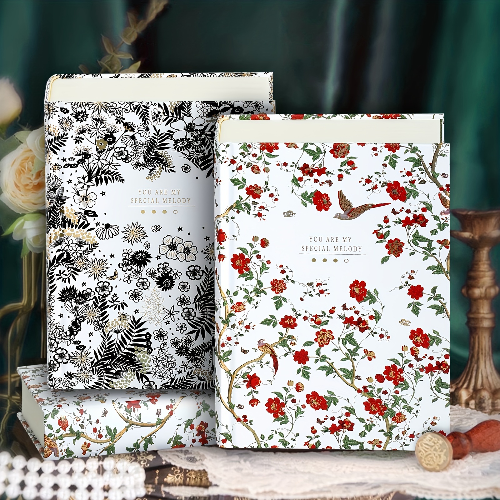 

1pc Carnet de notes en couverture rigide vintage floral, 320 pages, gaufrage chaud doré, design papillon oiseau, fait à , règle , livre de créatif, idéal pour , cadeaux pour le An et Noël