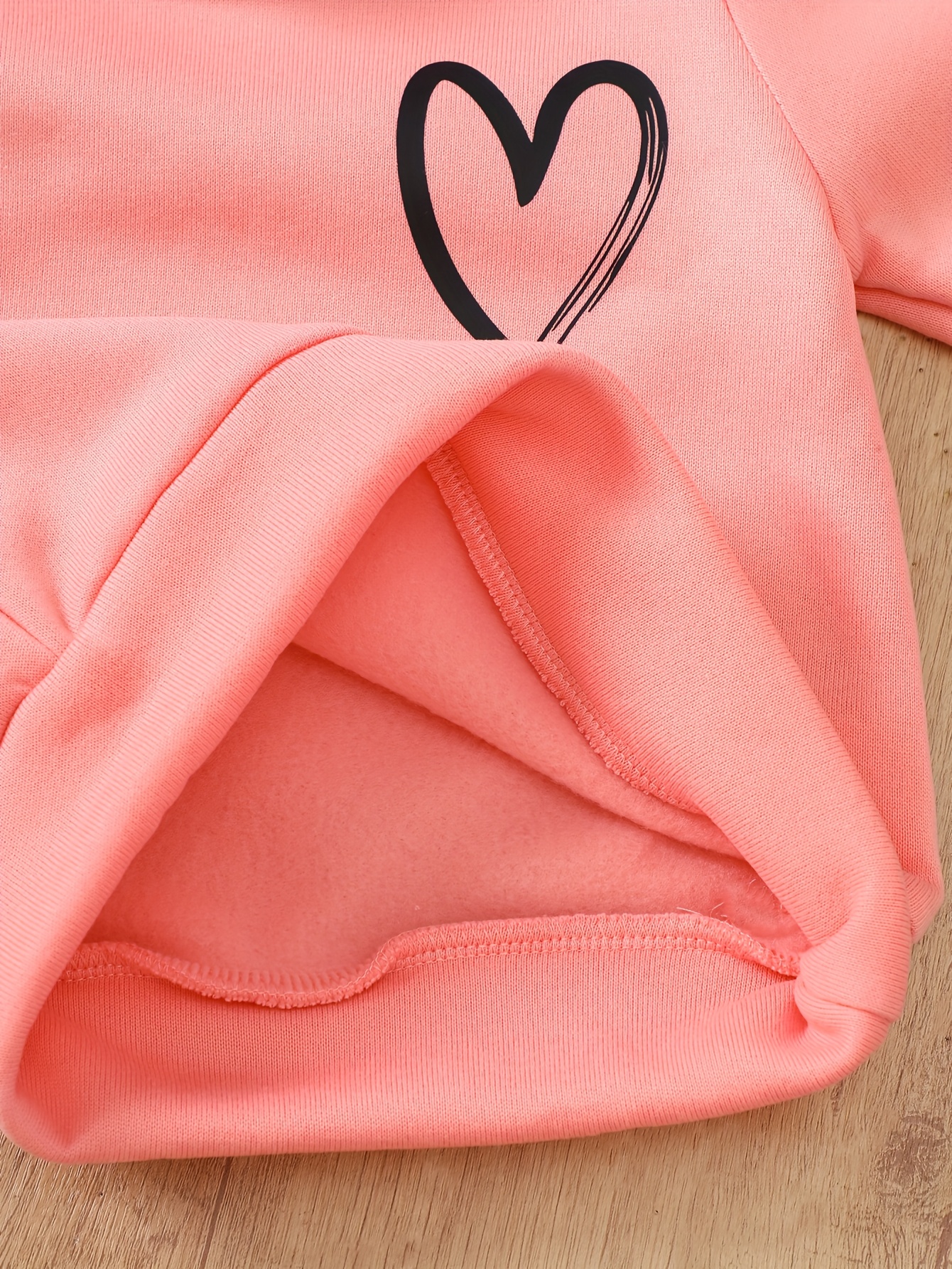 3 of 6 stuks Meisjes Winterkleding Set - Roze/Witte Capuchon Trui & Wijde Broek met Hartprint (Luipaard//Beer)