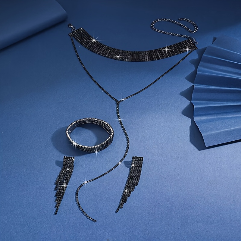 TEMU 3-teiliges Set Neue Accessoire Chokers Halskette Krallenkette Armband Ohrringe Halskette 3-teiliges Set