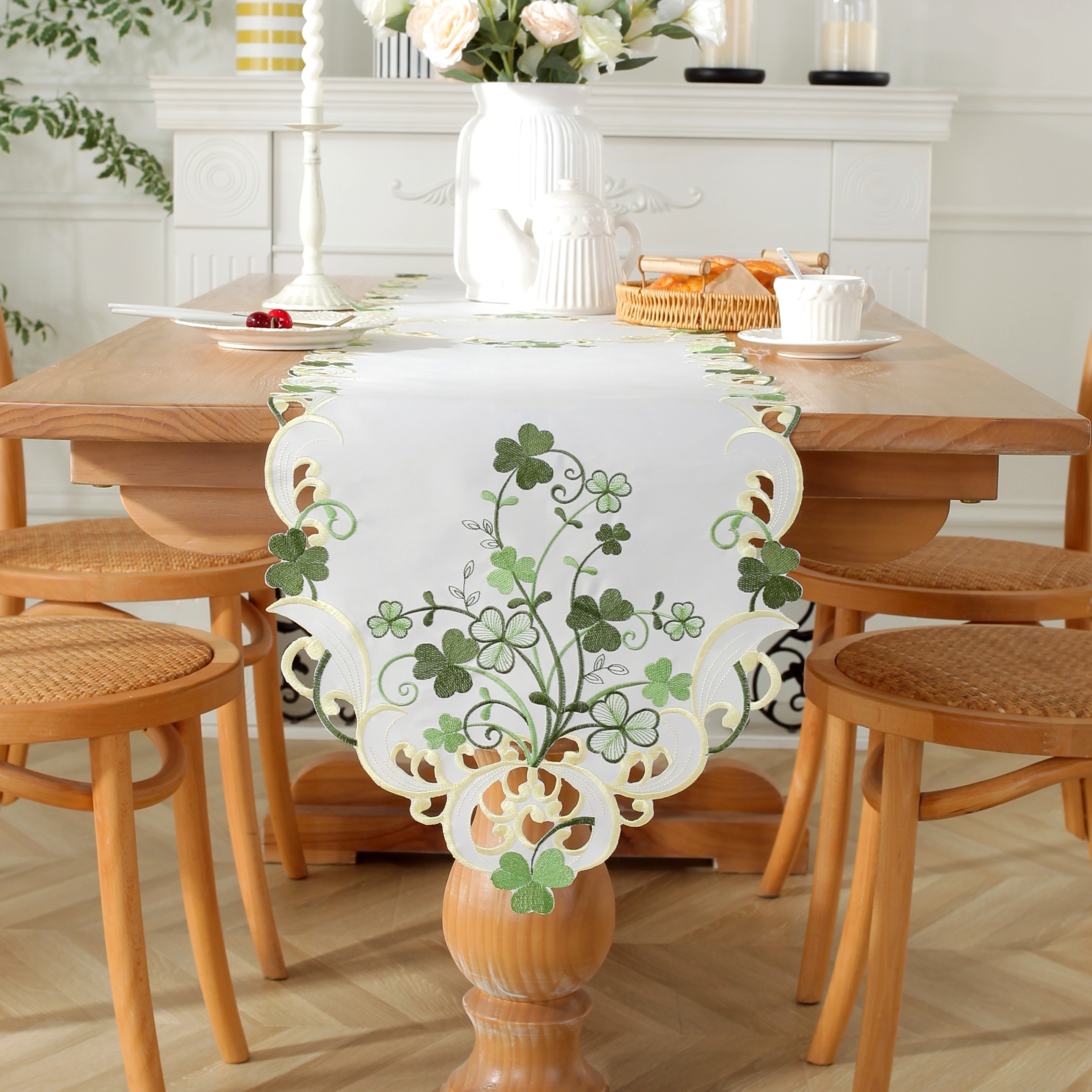 1pc Polyester Fiber White Fabric with Clover Flower Pattern Green Exquisite Hollow Craftsmanship Overall Spring Romantic Fresh Series, Tablecloth Placemat Table Runner, Suitable for Home Decoration, Family Gatherings, Holiday Decorations, Picnic Decorations, Party, Wedding Seasonal Décor 15.7Inchsq/39.88X89.92cm/39.88X109.98cm/39.88X150.11cm/39.88X180.09cm/39.88X219.96cm