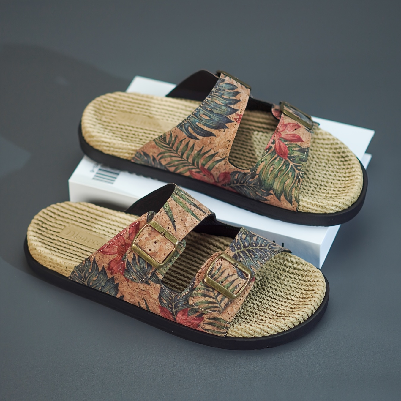 Moški poletni casual modni stil, vrhunski sandali za na plažo z motivom tropskega deževnega gozda