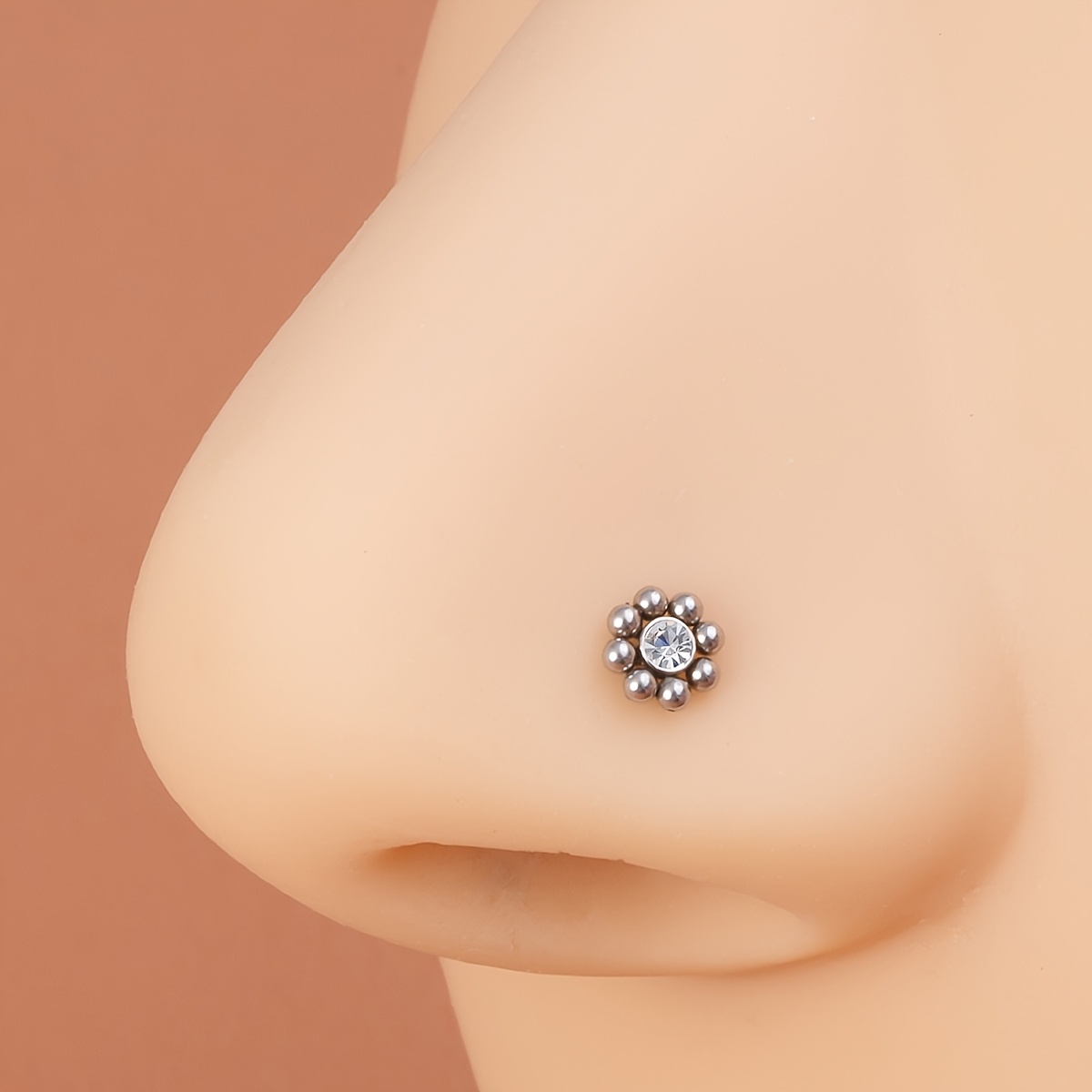 TEMU 1/2pcs Bijou de Narine en Acier Inoxydable avec Bague de Retenue de Fleur, Anneau de Narine à Vis pour Femmes et Hommes, Bijou Corporel Tendance