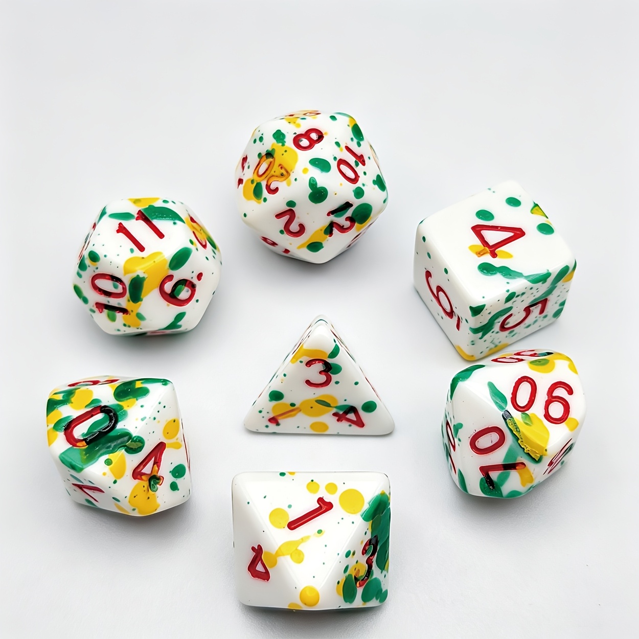 7pcs White Base Green Yellow Splash Paint Polyhedral Dice Set
