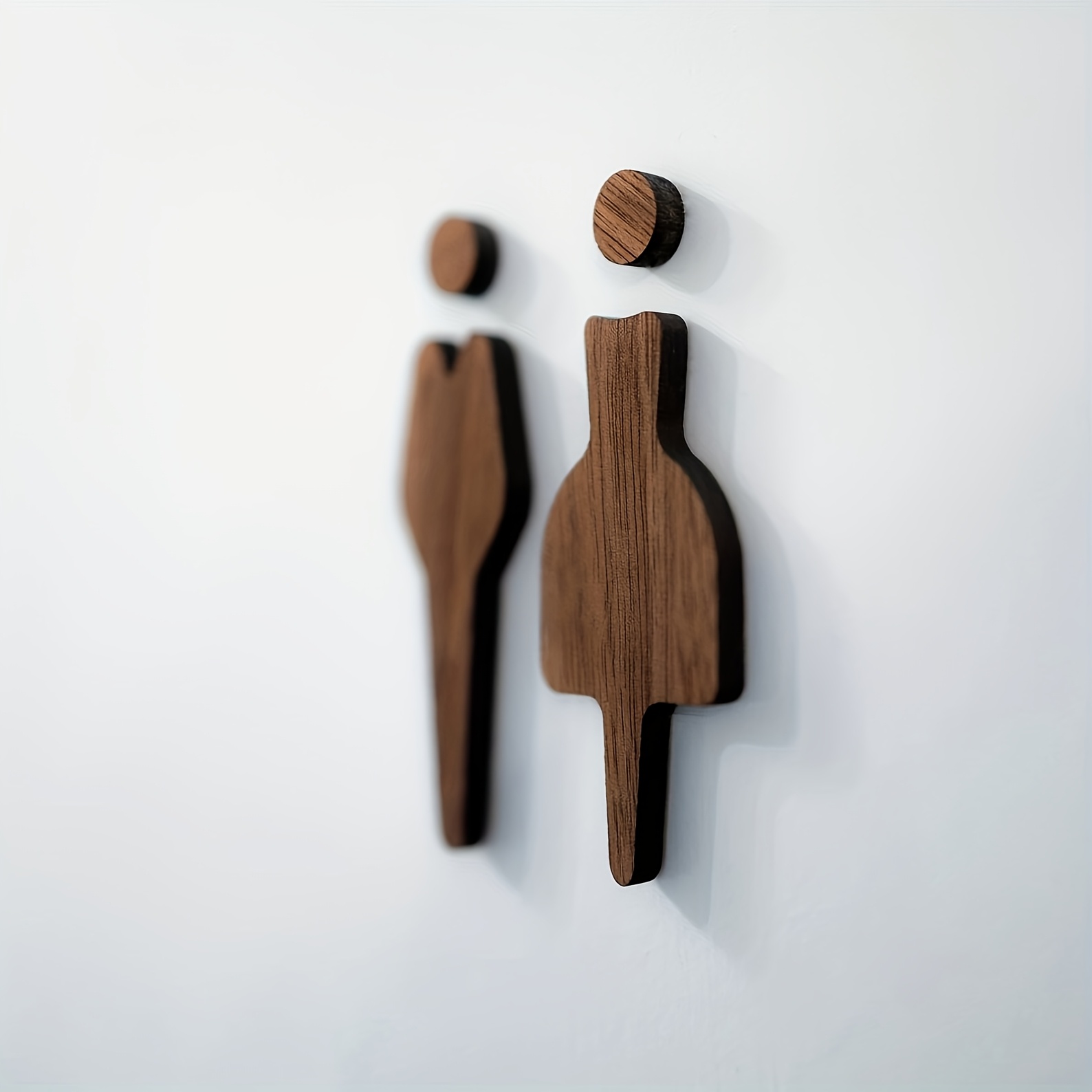 TEMU 2pcs Set Luxury Bathroom Door Signs Creative Wooden Toilet Signs Easy Men And Women Restroom Directional Signs Natural Wood Texture Brown Hotel