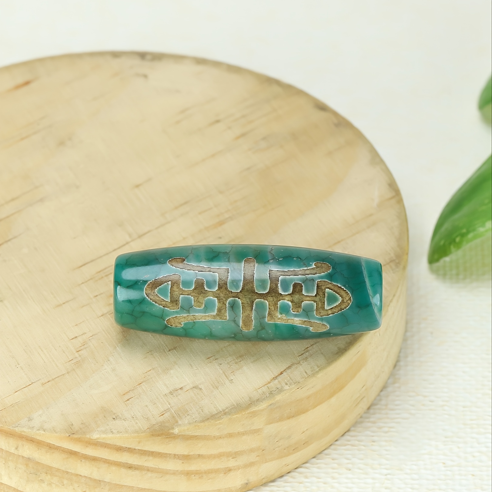 Green Dzi Agate Pendant with Spider Totem, Longevity Character