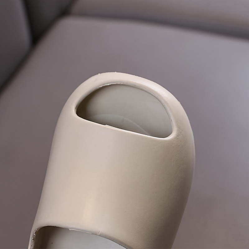 Solid Color Unisex Children's Slip-On Slippers - EVA Material, Breathable Non-Slip Casual Walking Shoes for Boys and Girls, Suitable for Indoor and Outdoor Use - Ages 14 and Under