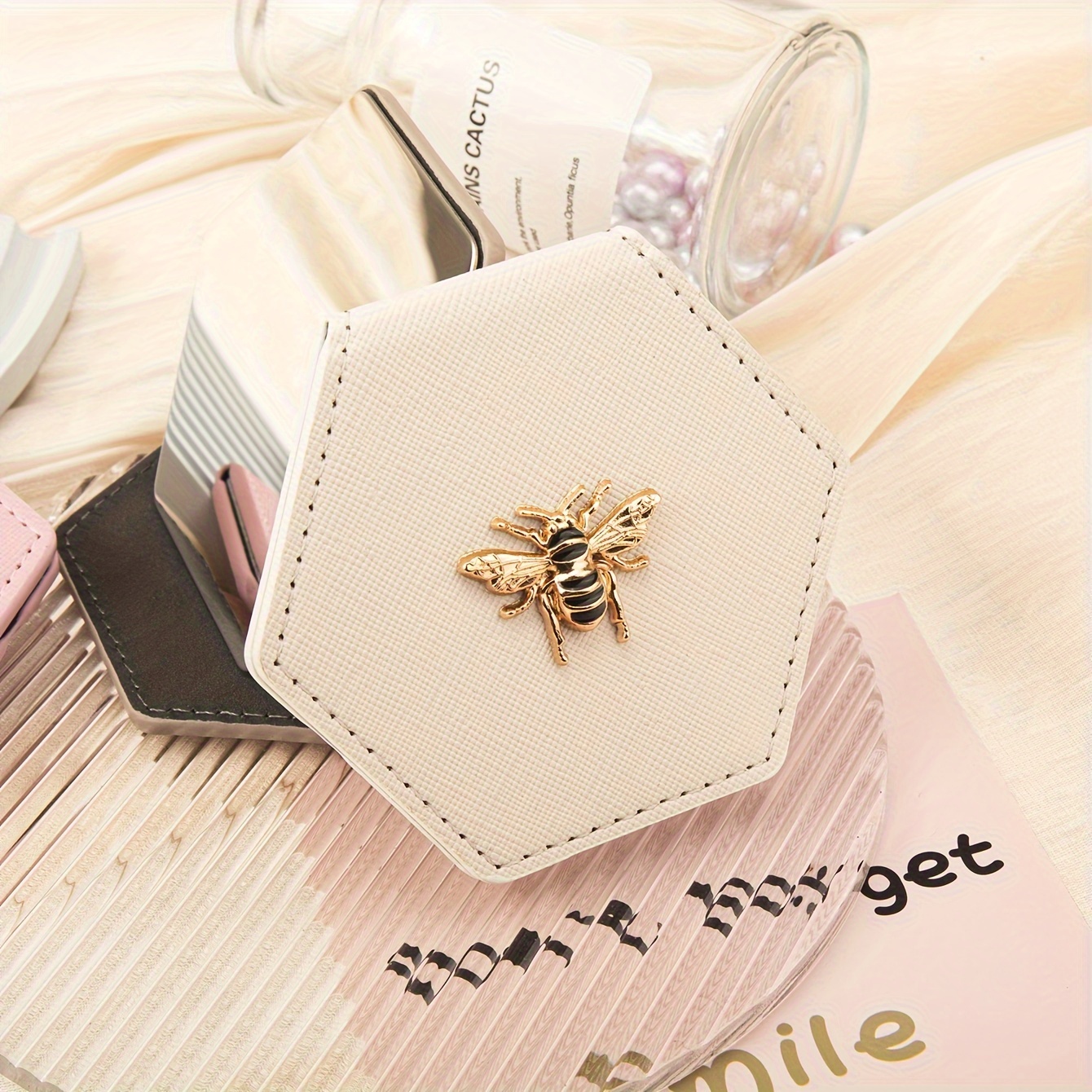 TEMU Elegant Bee-themed Compact Mirror - Portable Dual-sided Folding Mini Makeup Mirror With Polished Stainless , Ideal For Purses & Party Favors,