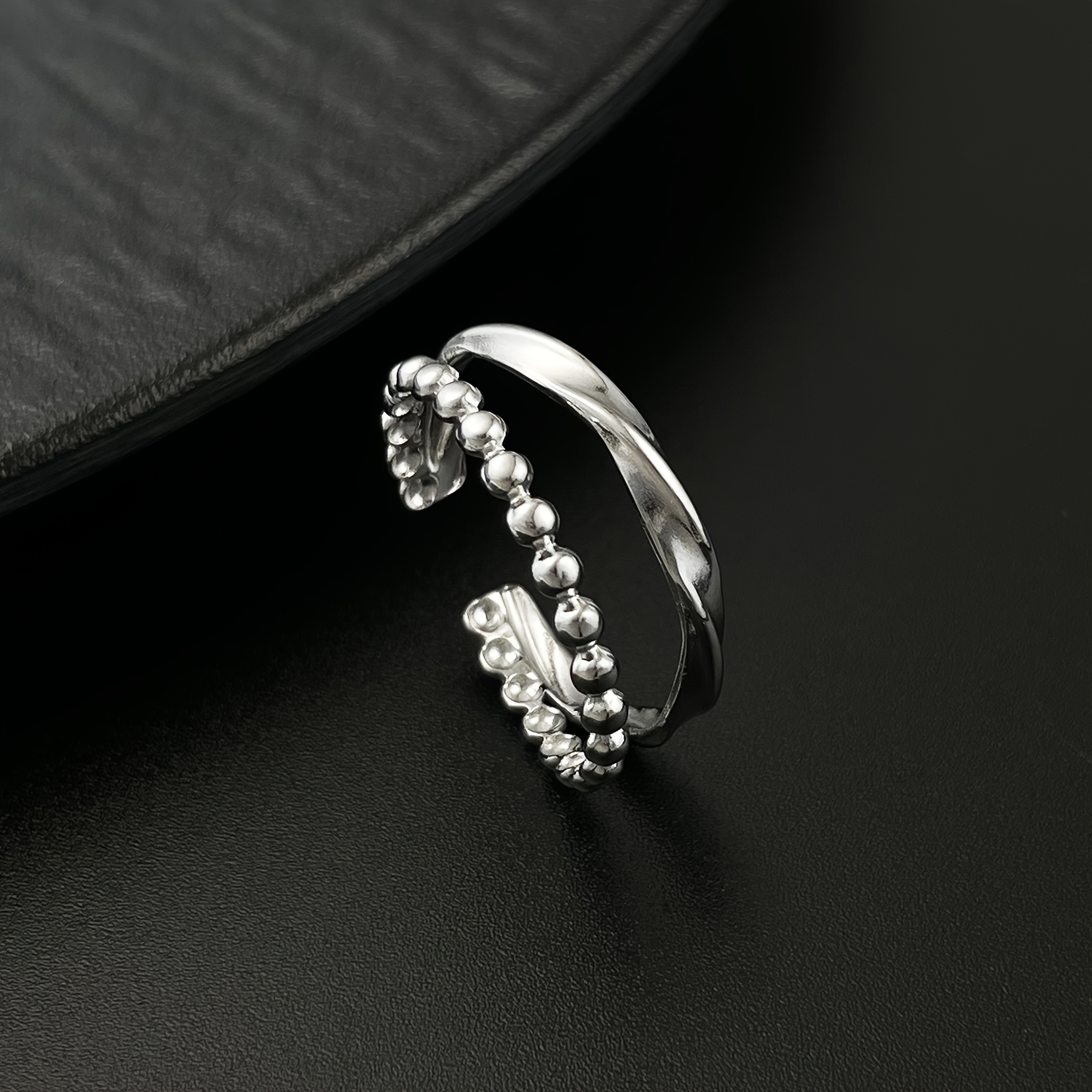 Minimalist Steel Open Ring Adjustable Rope & Leaf Unisex Jewelry