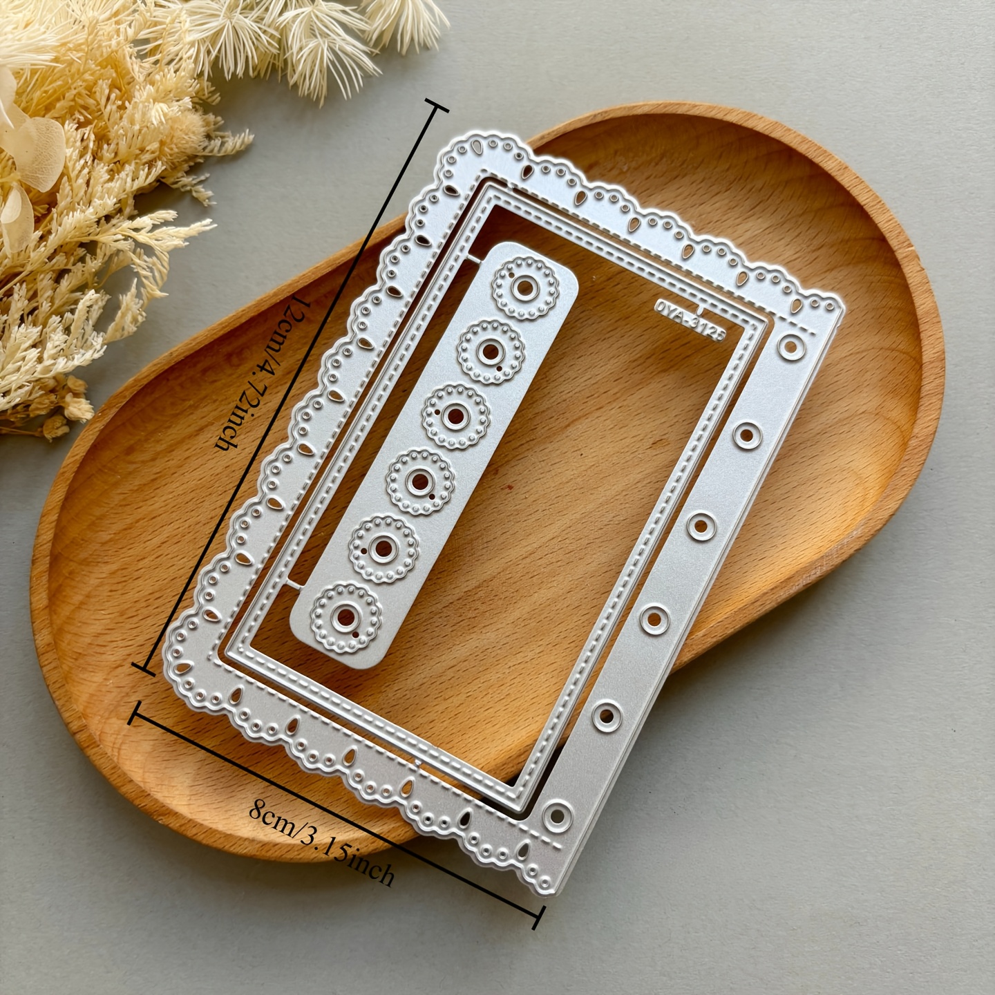 TEMU 1 pièce Gabarit de découpe à feuilles volantes avec bordure en dentelle pour scrapbooking, design vintage élégant, outil de loisir créatif