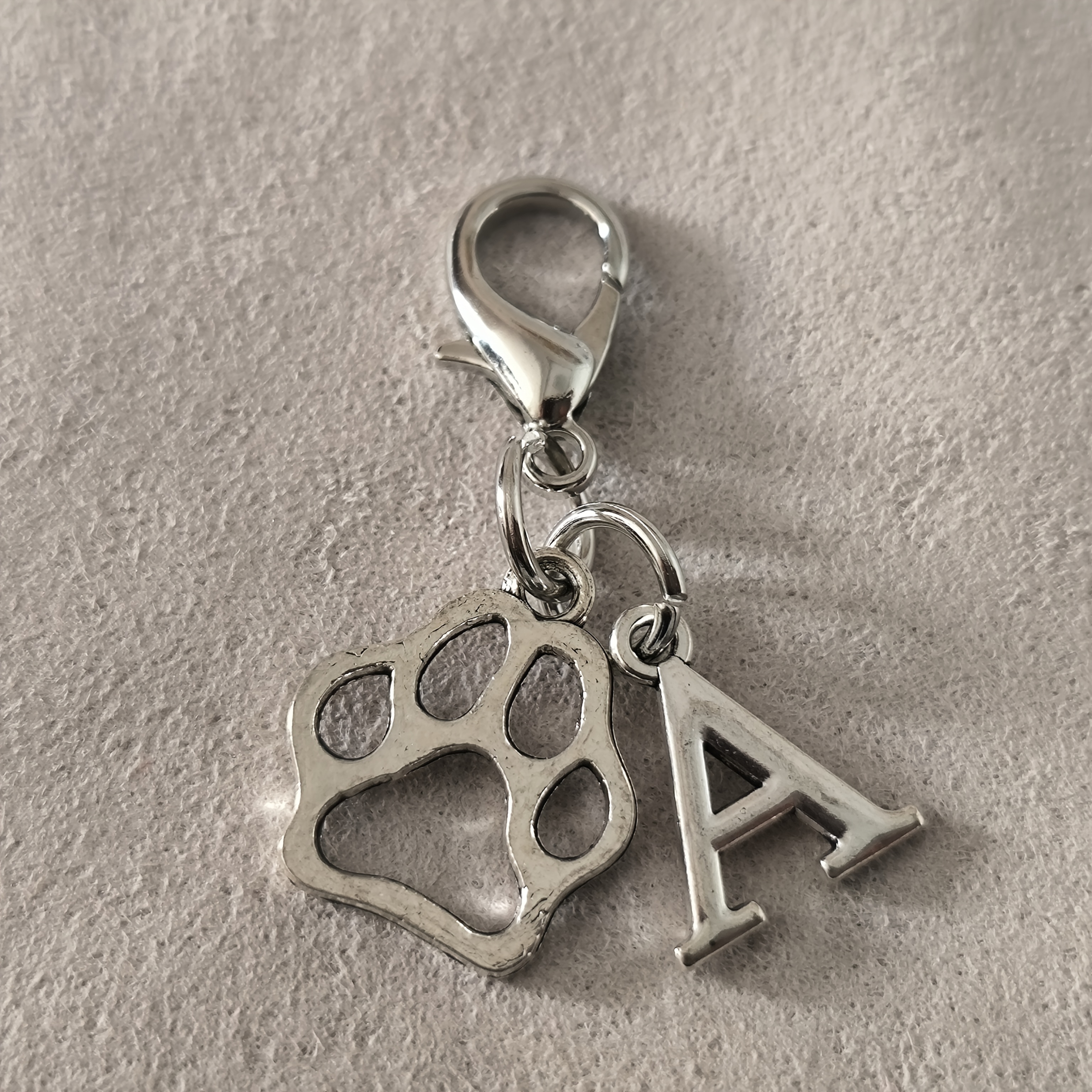 TEMU 1pc Creative Lobster Clasp Letter A-z Paw Keychain, Dog Paw Cat Paw Keychain, With Conveys Warm Companionship, Ideal Holiday Gift For