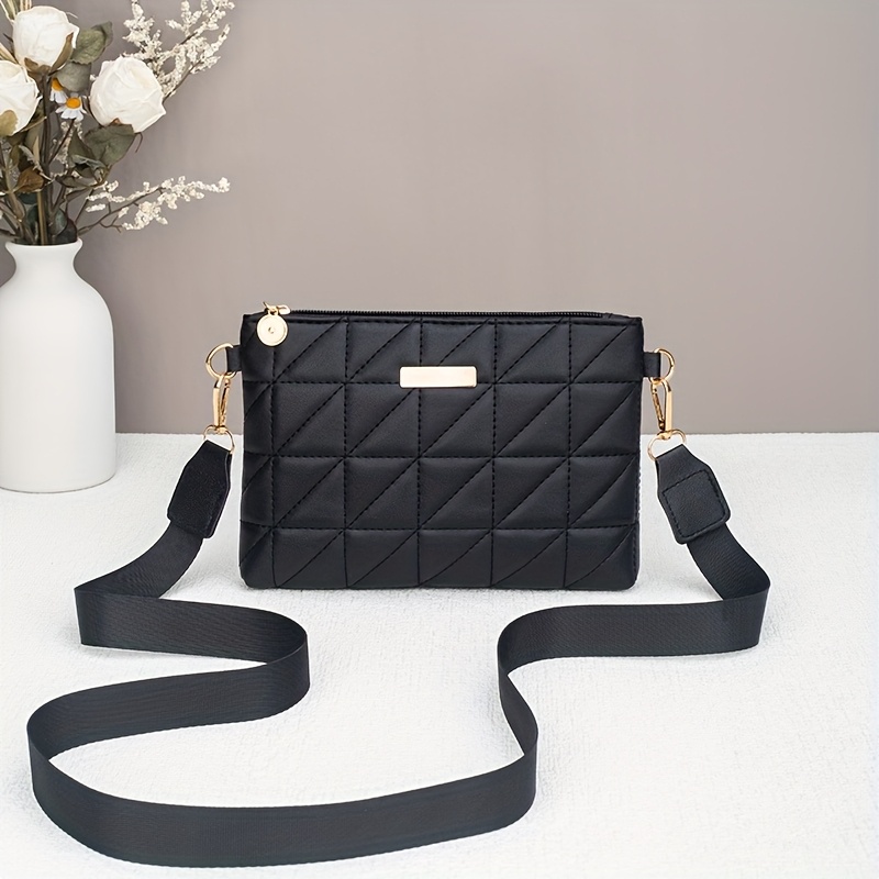 2025 New Women's Fashion Quilted Chevron Crossbody Bag - with Adjustable & Detachable Strap, Golden-Tone Hardware, Zipper Closure, Khaki/White/Black, Crossbody Purse, Versatile Travel Purse, Modern Accessory, Durable Polyester Lining, Everyday Handbag, Stylish Handbag, Highquality Stitching, Compact Handbag, Daily Essentials