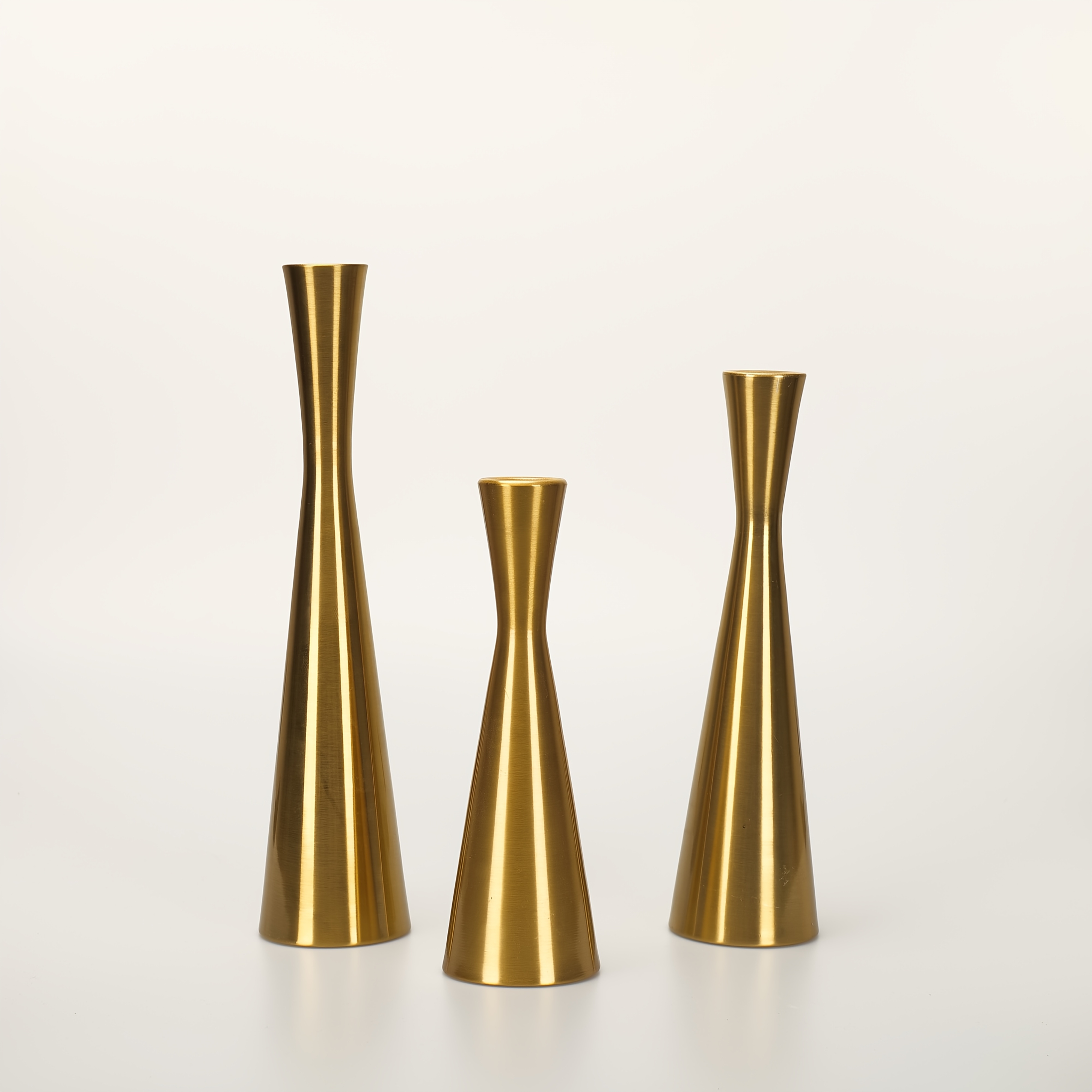TEMU Metal Candle Holders With A Tapered Design, Suitable For Holiday Table Decorations. Ideal For Occasions Like Christmas, Halloween, Easter,