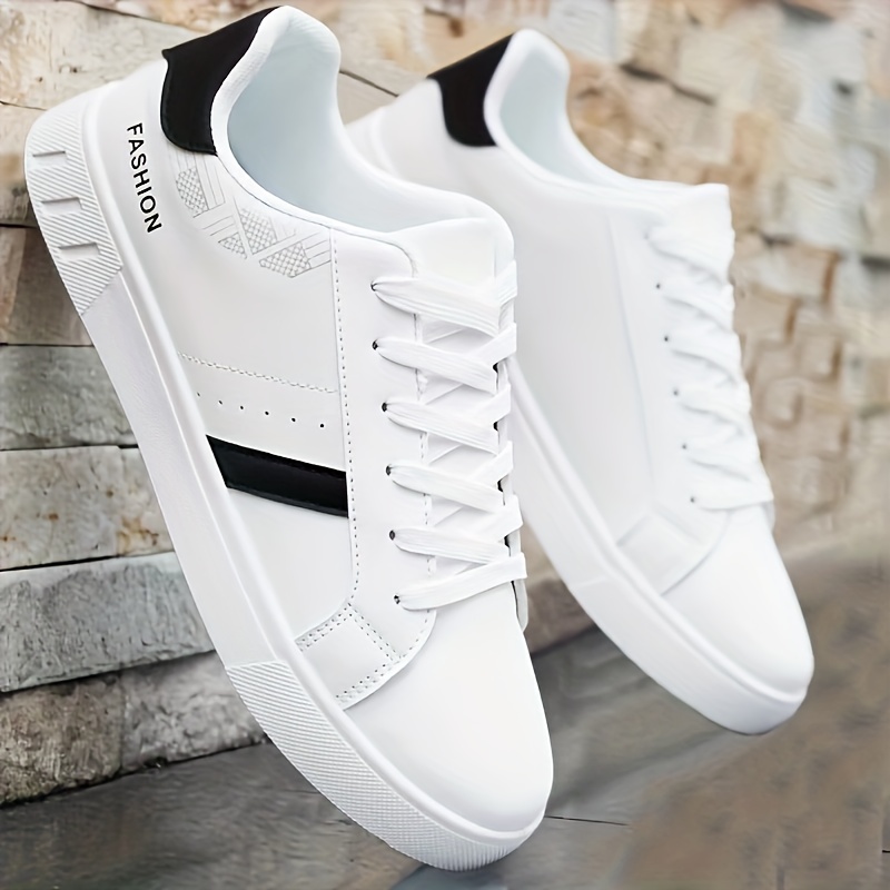 Plus Size Mens Solid Skate Shoes Lace Up Comfy Non Slip Stree Style