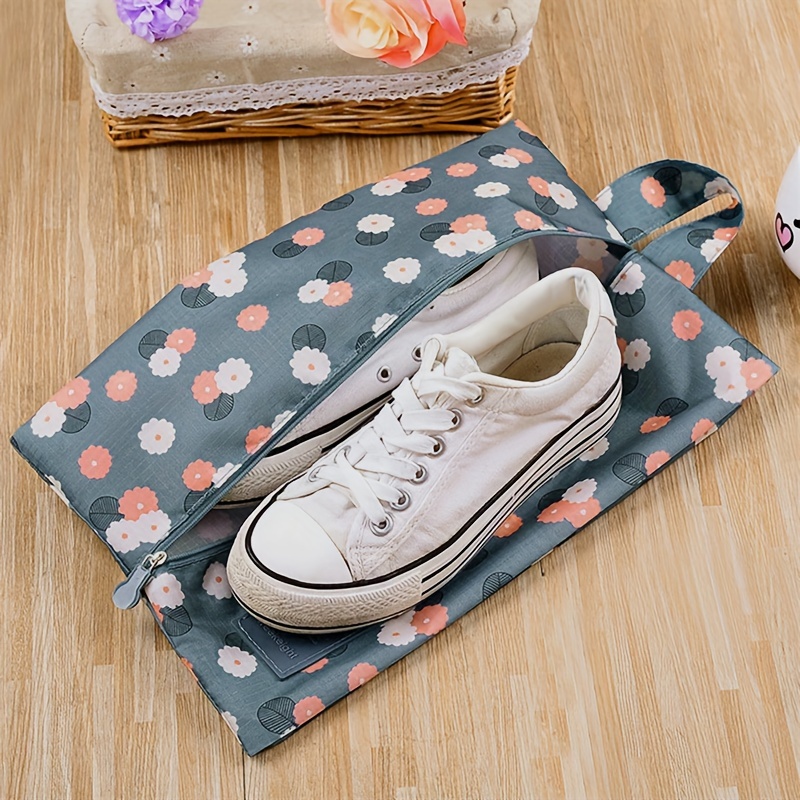 

1pc Portable Travel Shoe Organizer Bag - Dustproof, Red Polyester Storage Pouch For Home & Outdoor Use