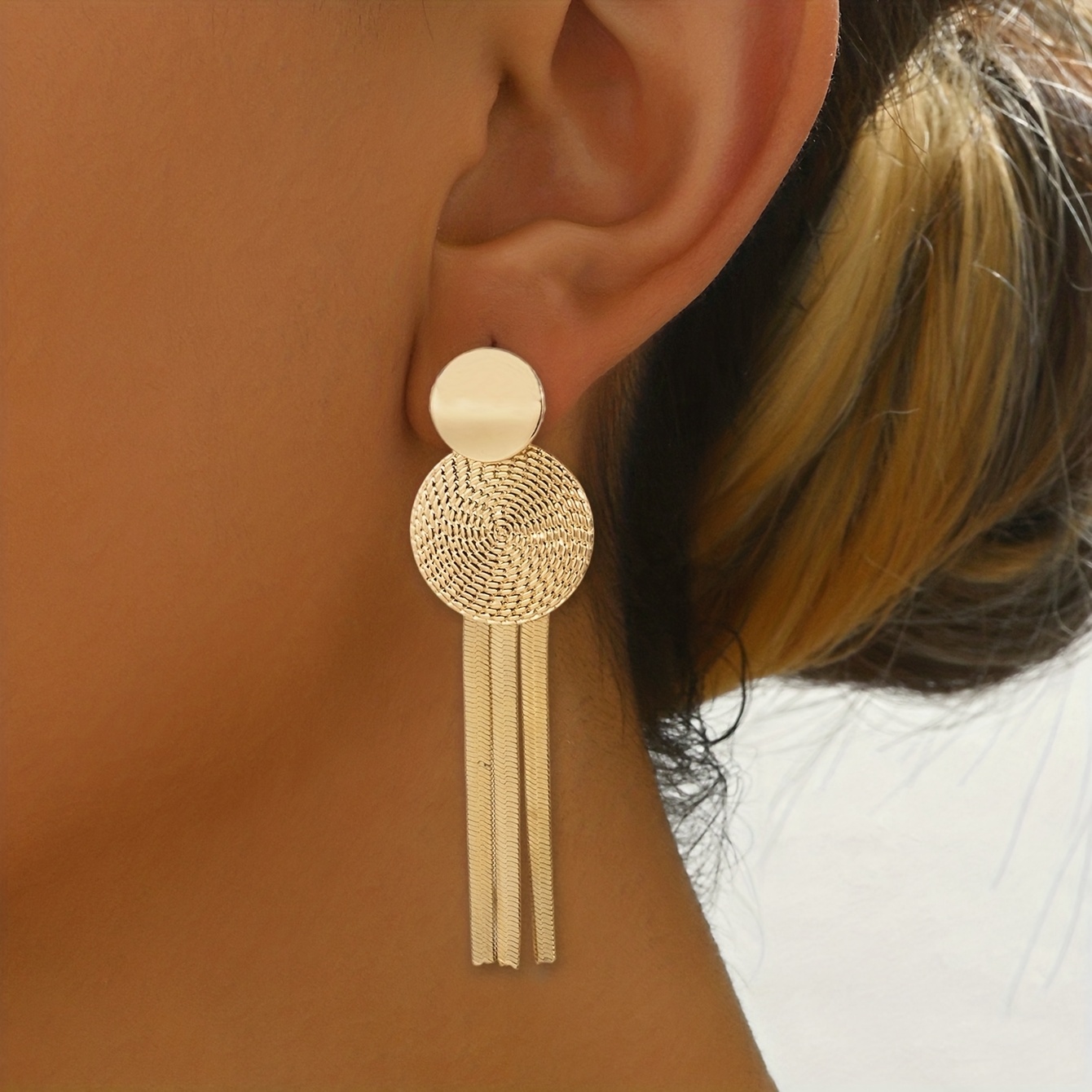 TEMU A Pair Of Geometric Round Long Tassel Minimalist Small Elegant Earrings