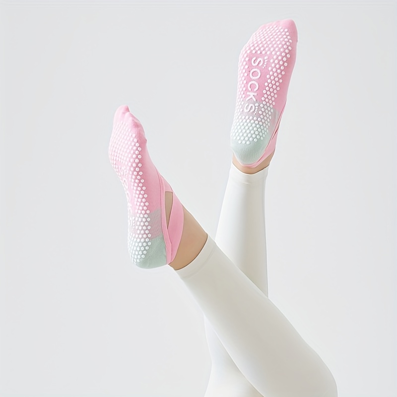 Image of Women's Yoga Socks With Round Toes And Cross Straps, Designed For Indoor Fitness, Dance, And Sports, Featuring Non-slip And Shock-absorbing , Suitable For Pilates And As Ankle Socks.