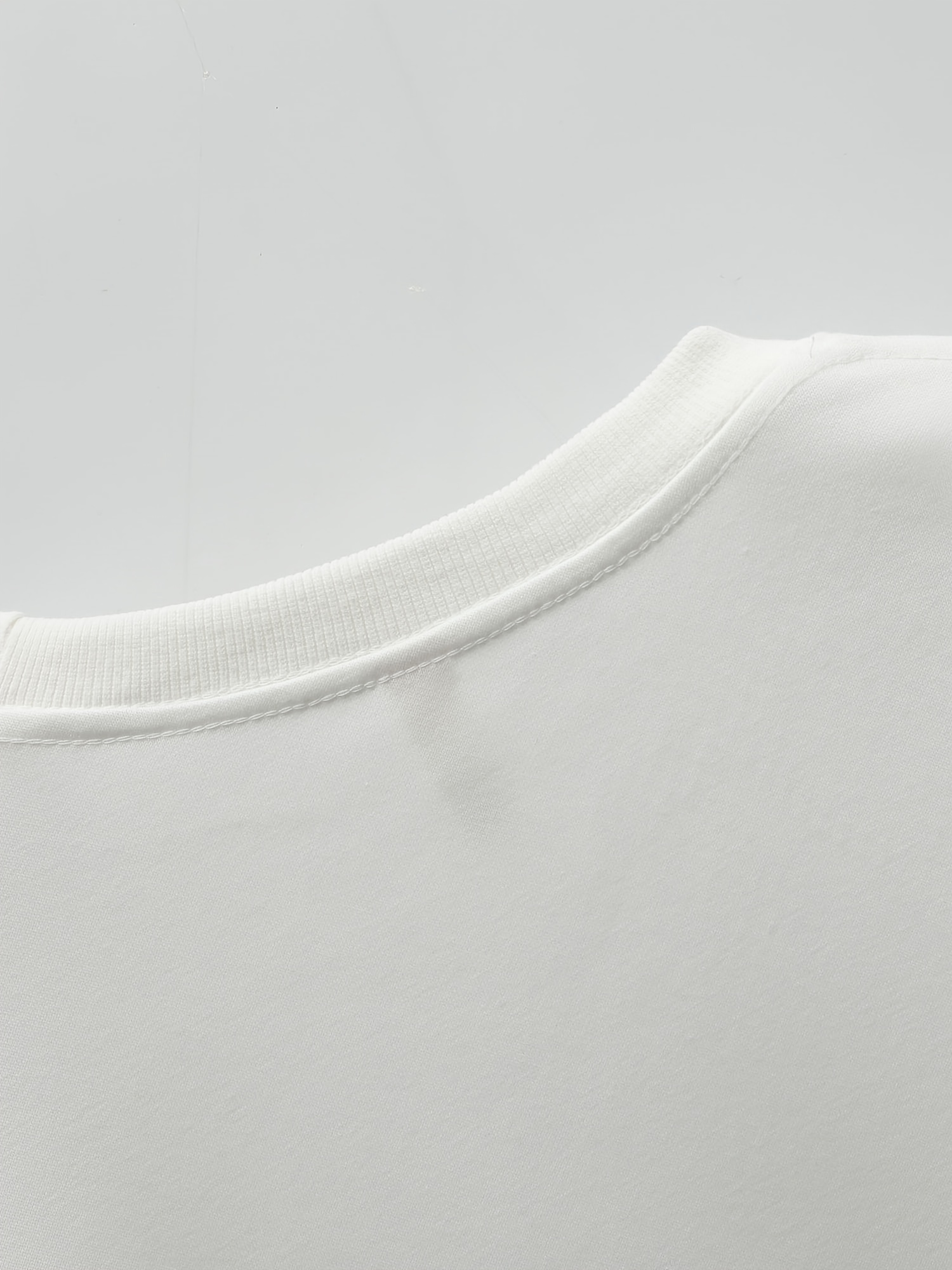 男士1件装，圆领宽松卫衣，显瘦长袖卫衣， 纯色长袖t恤男，宽松休闲打底衫，拼接内搭打底衫，舒适百搭，简约经典，适合日常活动和运动时穿着 商品详情 11