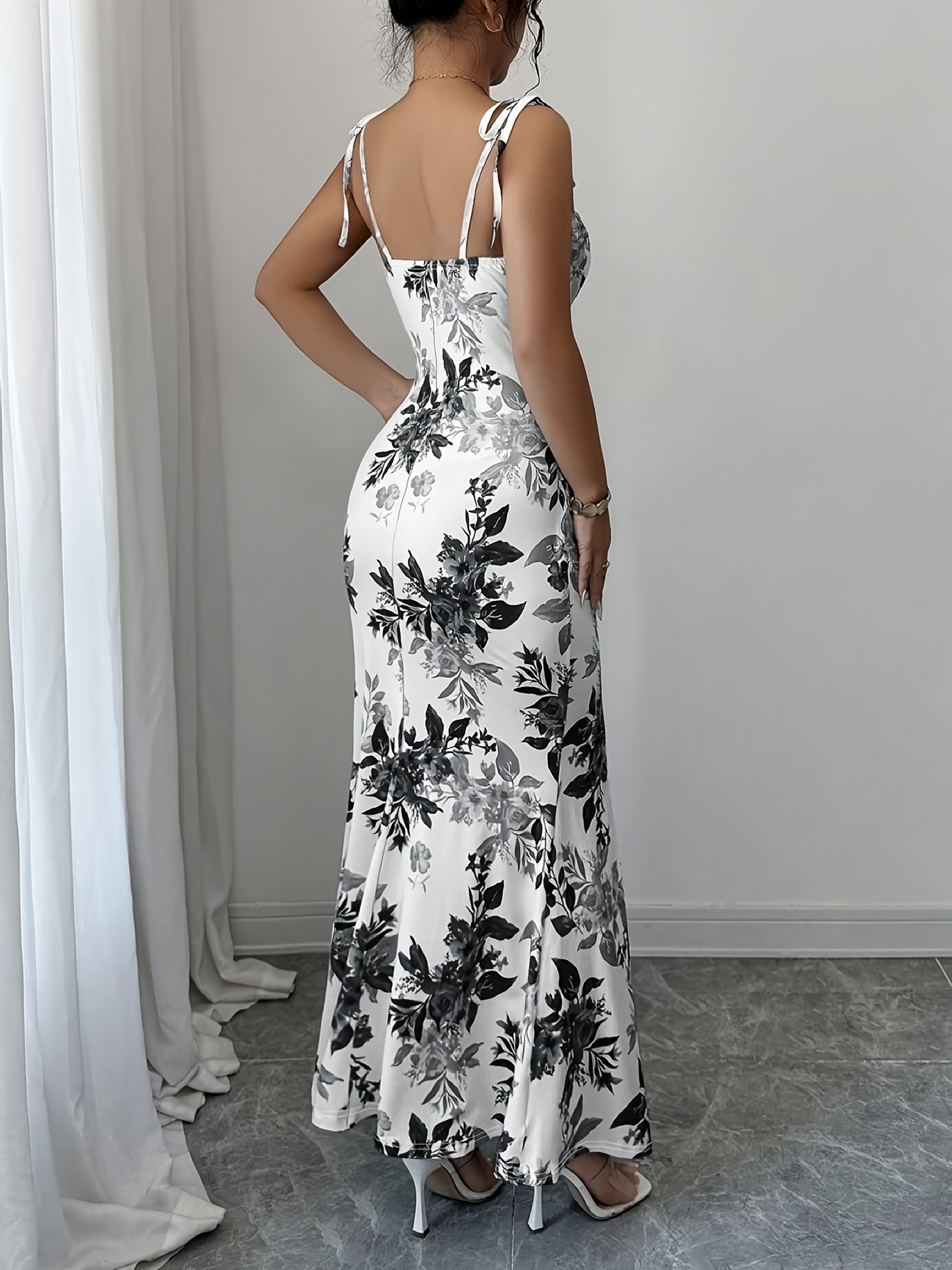Ladies' Elegant Printed Spaghetti Strap Ruffled Shoulder Tie Bow Hip Slit Dress for Dates, Parties, Gatherings, Beach Vacations