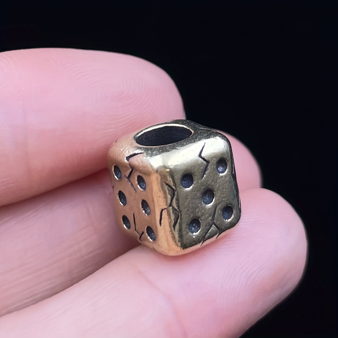 Image of Men's Key Ring, Key Chain, Retro Dice Pendant Ornament Made Of Copper, Like A Metal Cube, Suitable For Collection And Gifts