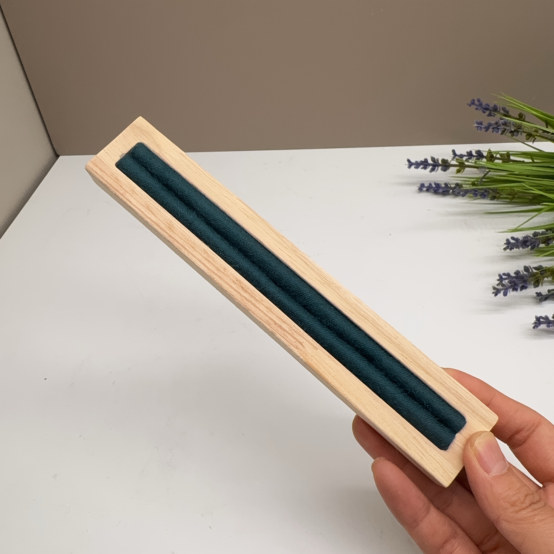 TEMU Natural Long Strip Light Luxury Ring Display Stand, Jewelry Store Ring Display Tray, Jewelry Photography Prop Ring Storage Base