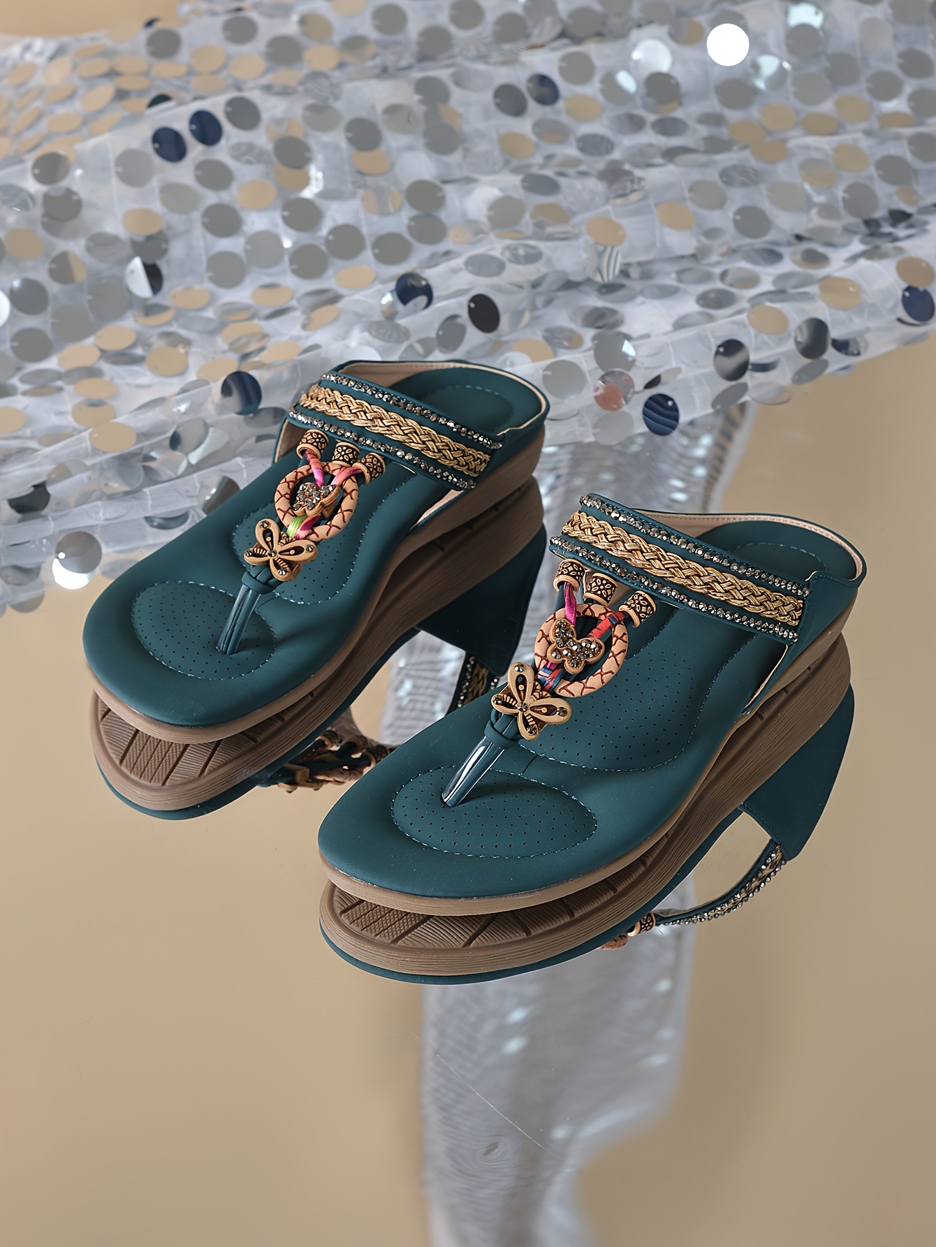 2024 New Women's European and American Women's Shoes Fashion Handmade Beaded Water Clamp Foot Flat Half Bag Slippers Retro Large Shoes, Women Shoes