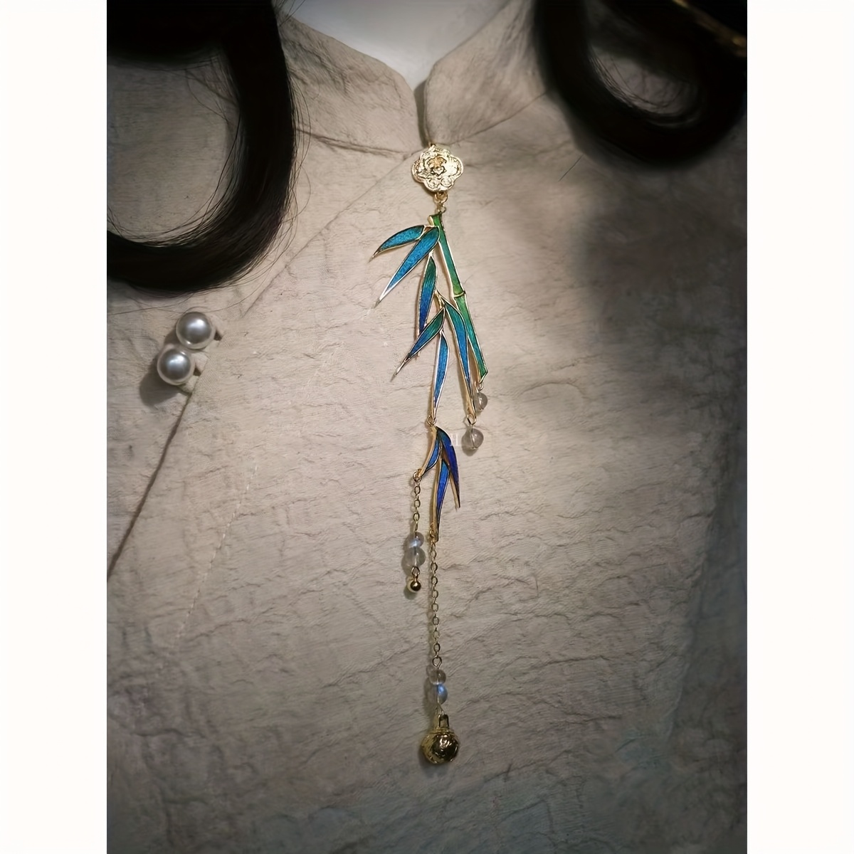 Stylish Crystal Flower Brooch for Women, Decorative Pin