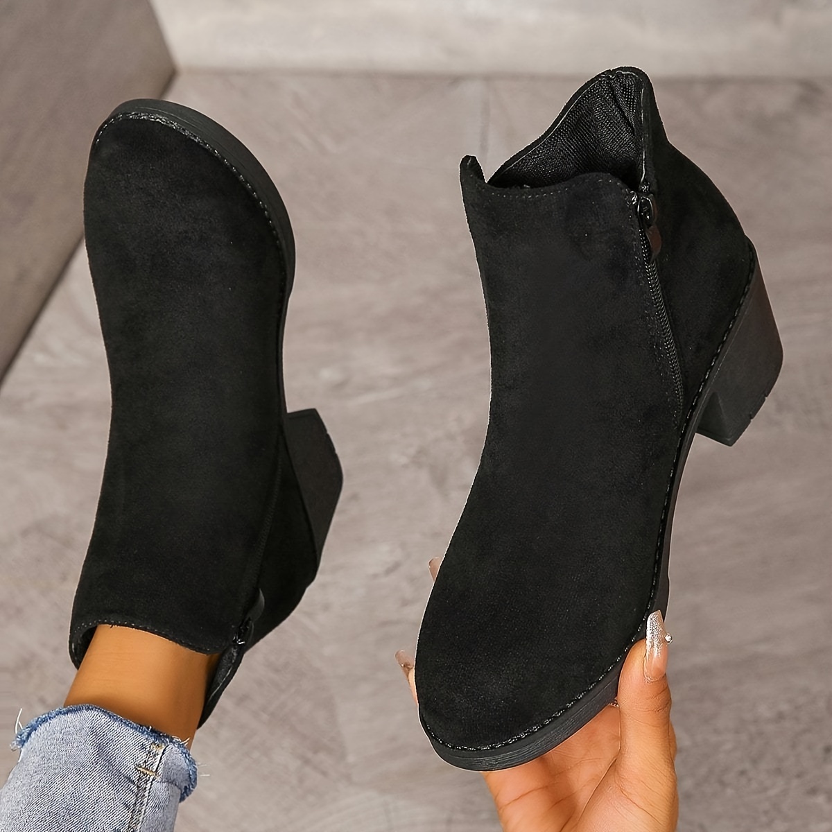 

Chic Black Ankle Boots For Women - Comfortable Chunky Heel, Casual Round Toe With Side Zipper, Warm Corduroy Lined, Non-slip Sole, Fashion Booties For All