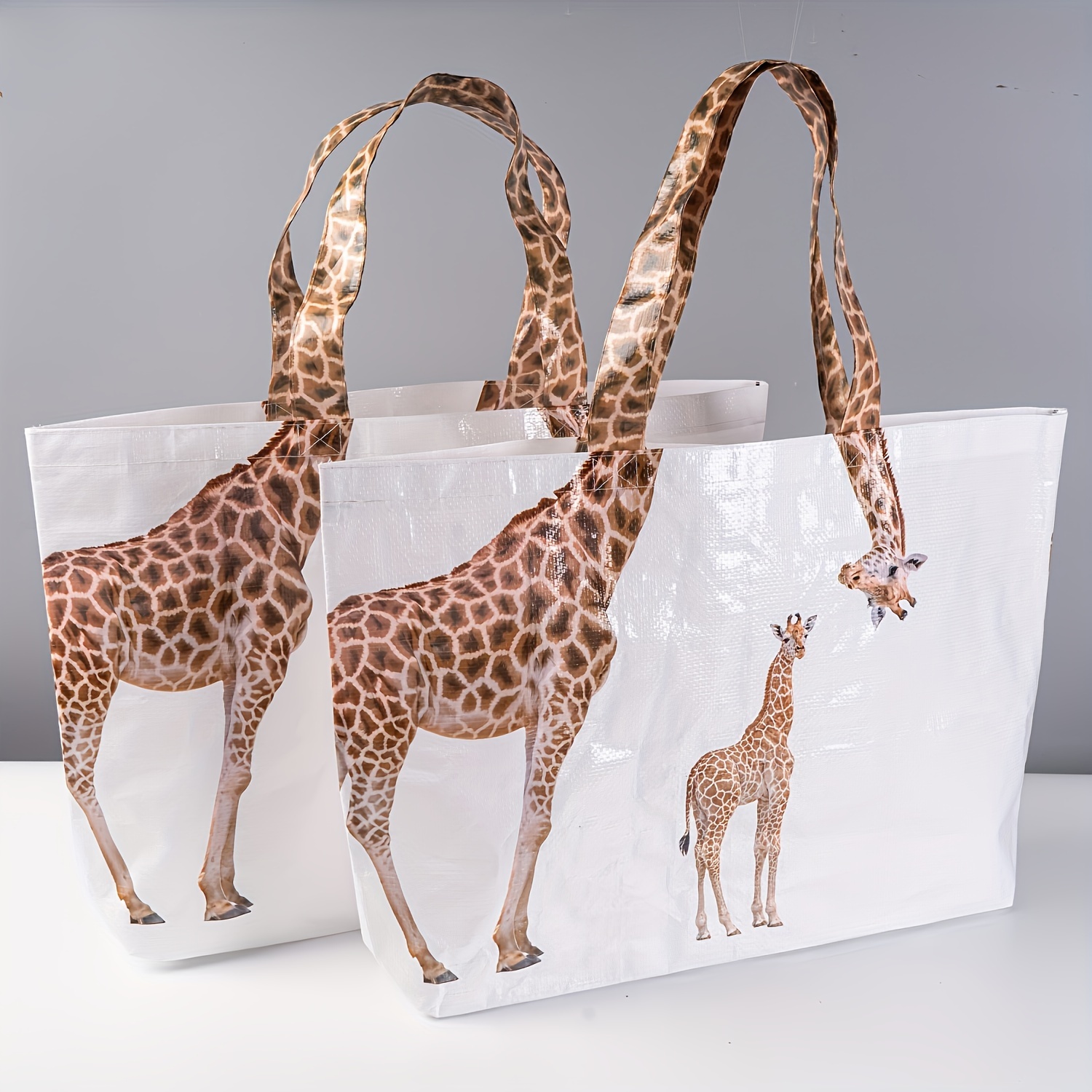 

Giraffe-themed Large Tote Bag - Polyester, Waterproof & Reusable Shopping And Travel Handbag With Spacious Storage