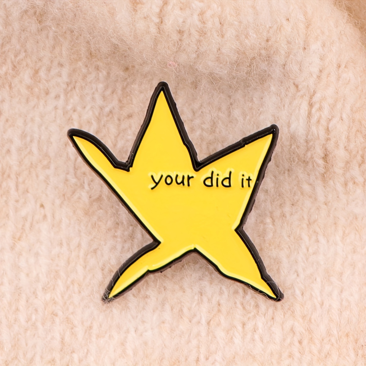 Spilla Smaltata Dorata A Stella Con Scritta "You Did It" - Spilla Divertente E Sarcastica Per Congratulazioni