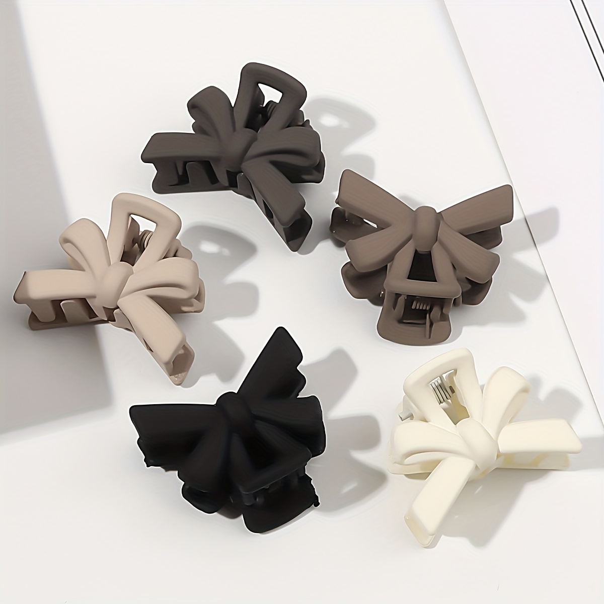 

5pcs Nœud Papillon 2.7cm Petite Pince à Cheveux Noire Pince à Cheveux Princesse pour , le Front et les Côtés, Pinces à Cheveux Polyvalentes | Design Papillon | Pinces en Plastique Durables