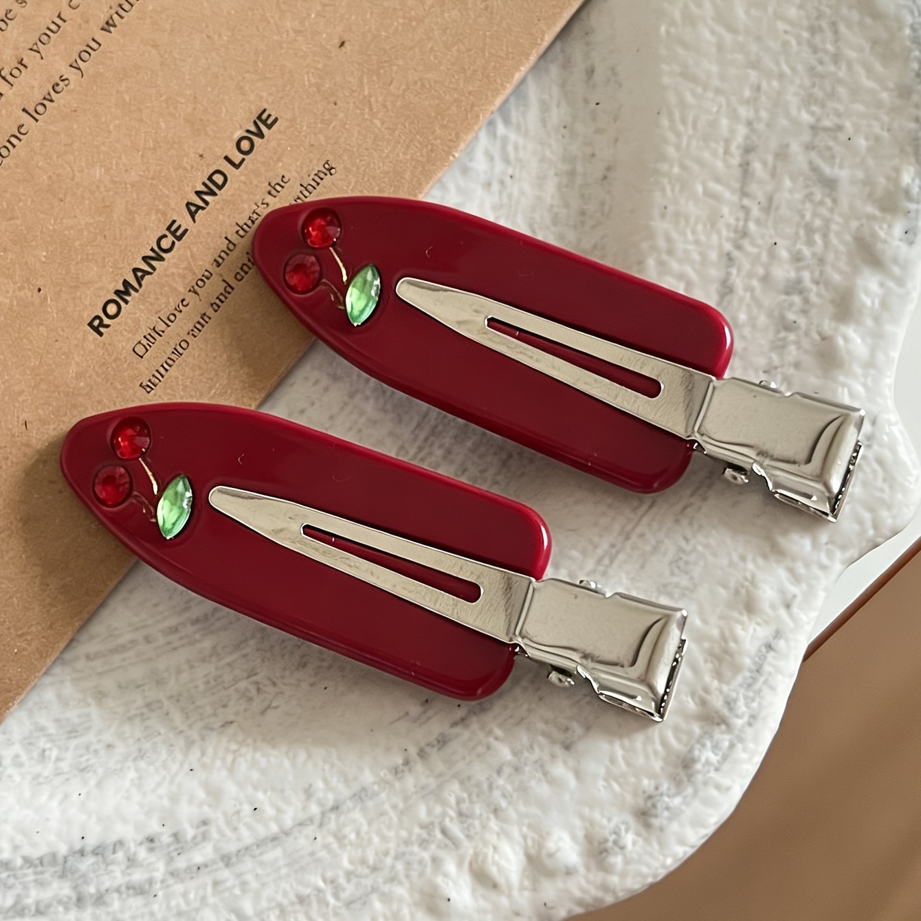TEMU Pinces à cheveux mignonnes pour femmes, 2/4 pièces, décorations cerises colorées en strass, pinces à cheveux , barrettes à cheveux fruites