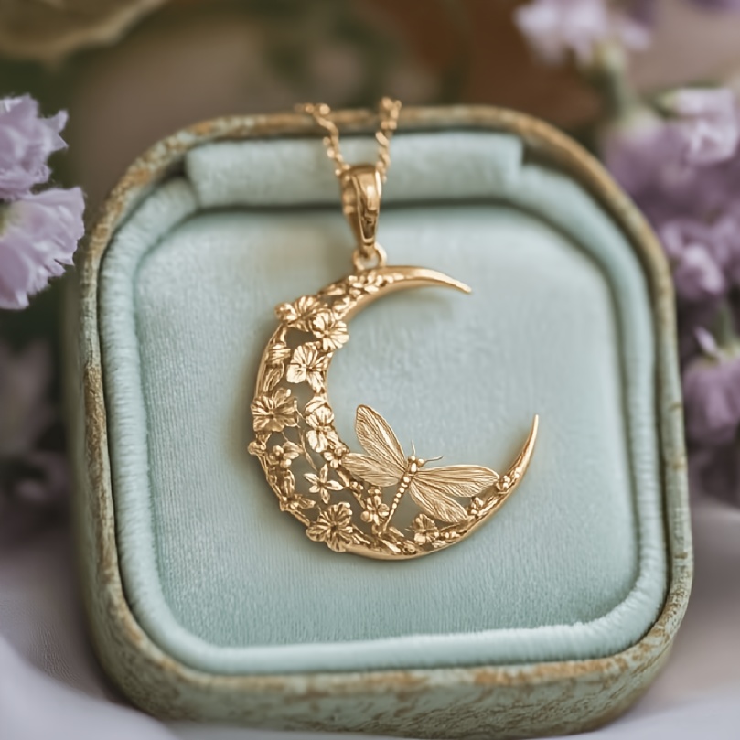 TEMU A Stylish And Elegant Pendant Necklace Featuring A Moon Dragonfly . This Exquisite Piece Is Perfect For Daily Wear, Commuting, Or As A To